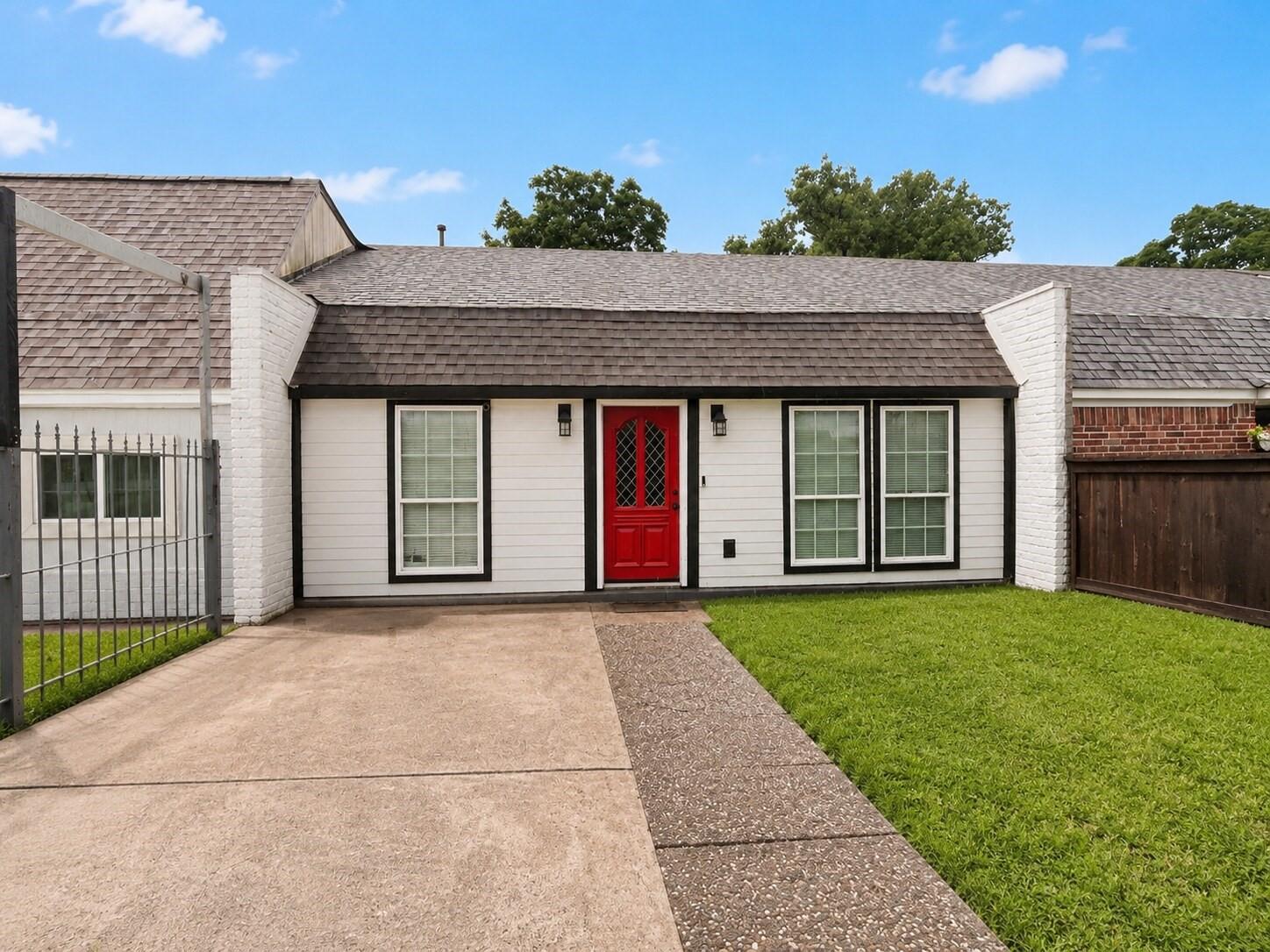 12503 W Hardy Road — photo