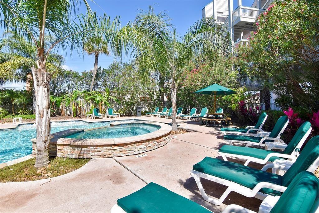 6102 Seawall Boulevard #195a — photo
