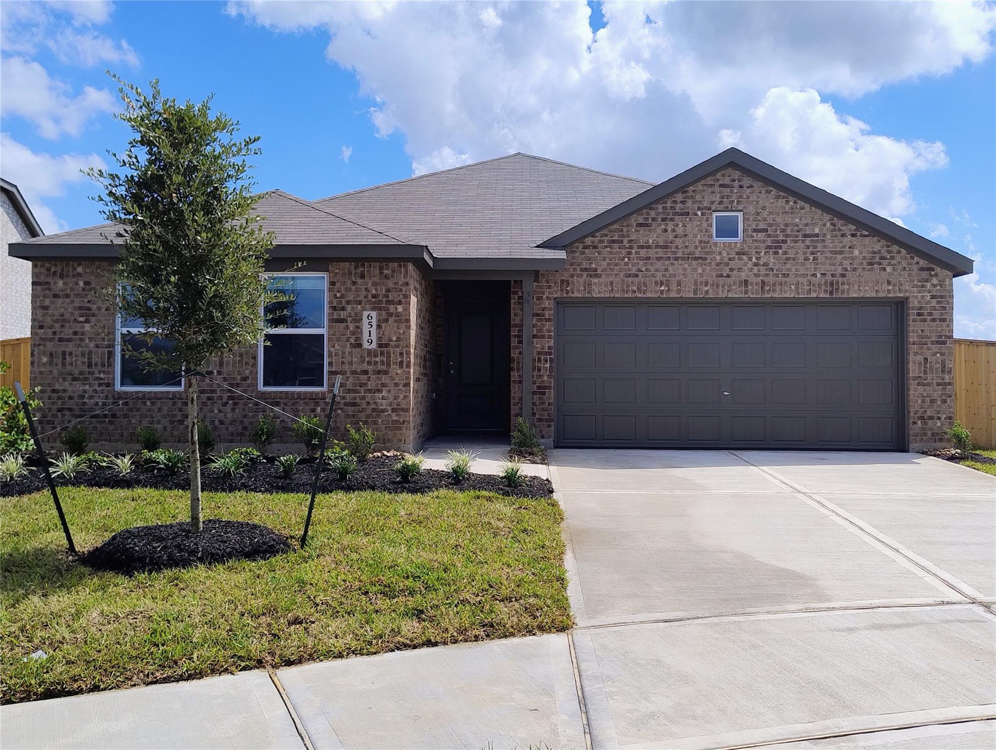 6519 Little Yellow Court — photo
