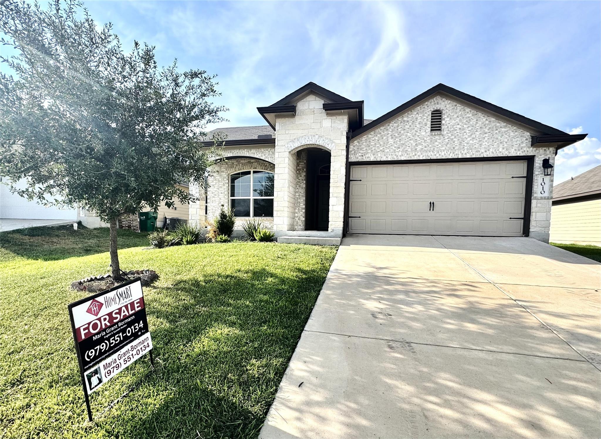 1010 Fannin Street — photo