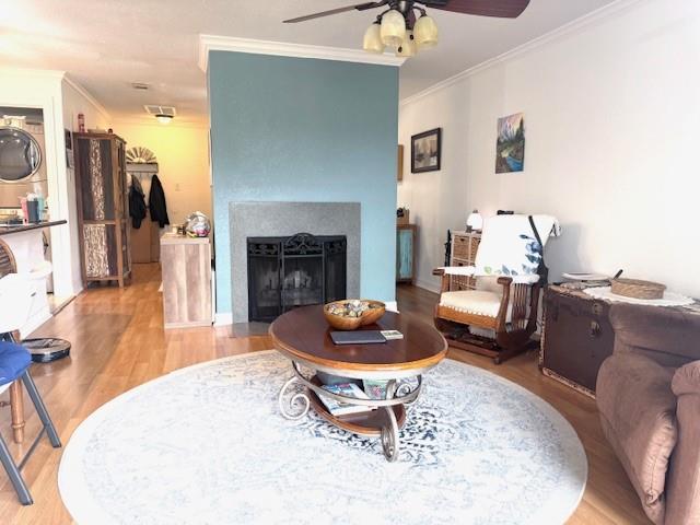 418 Garland Drive #214 — photo