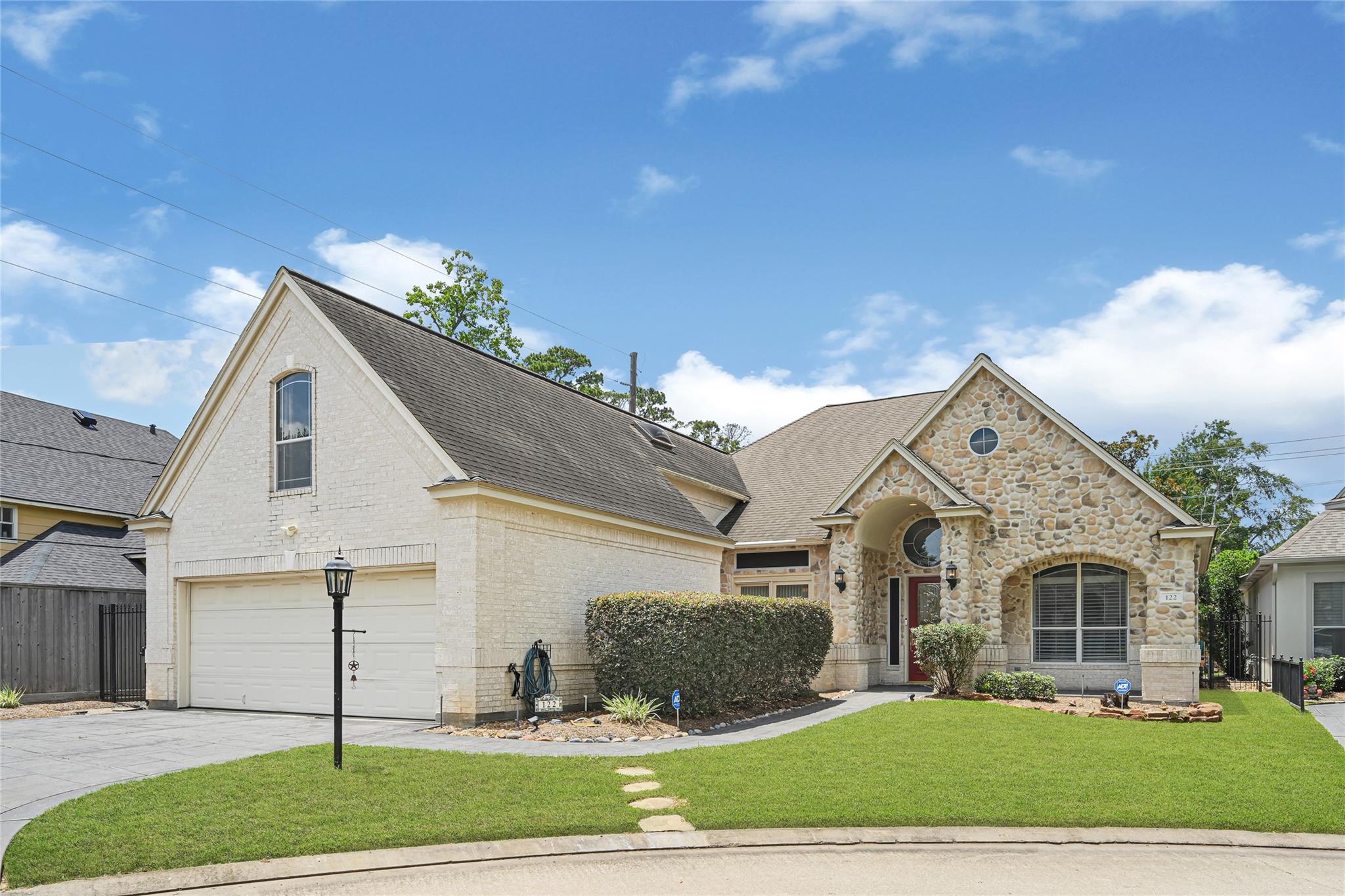 122 Marble Staff Court — photo