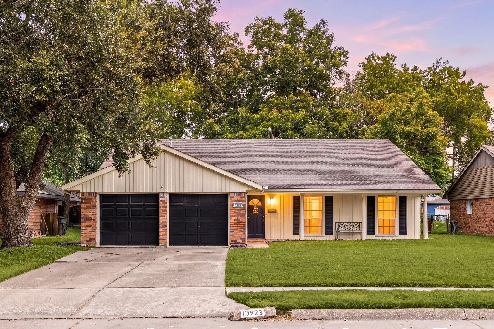 13923 Amble Lane — photo
