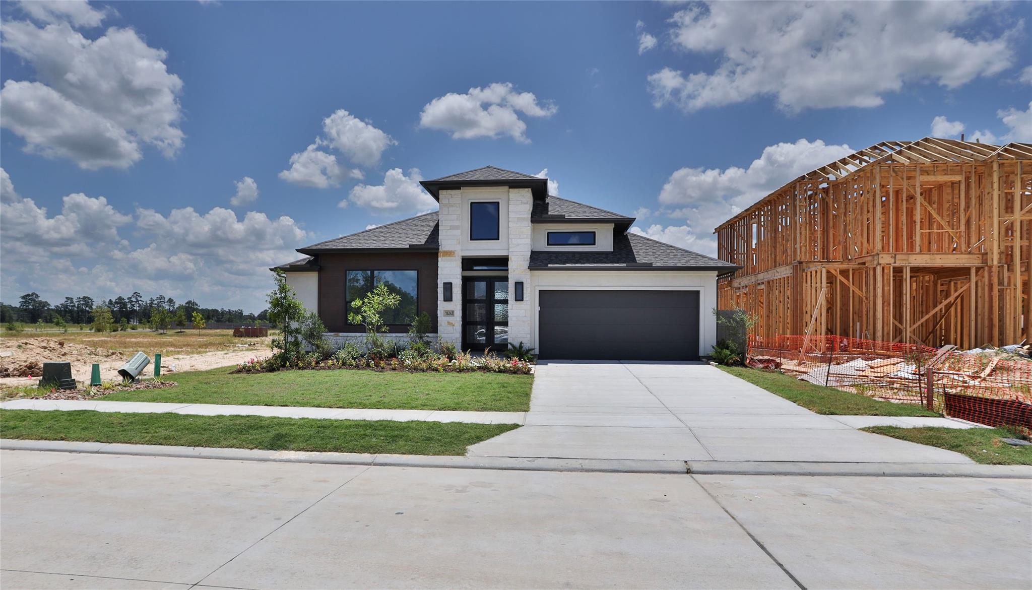 16242 Darling Lucille Lane — photo