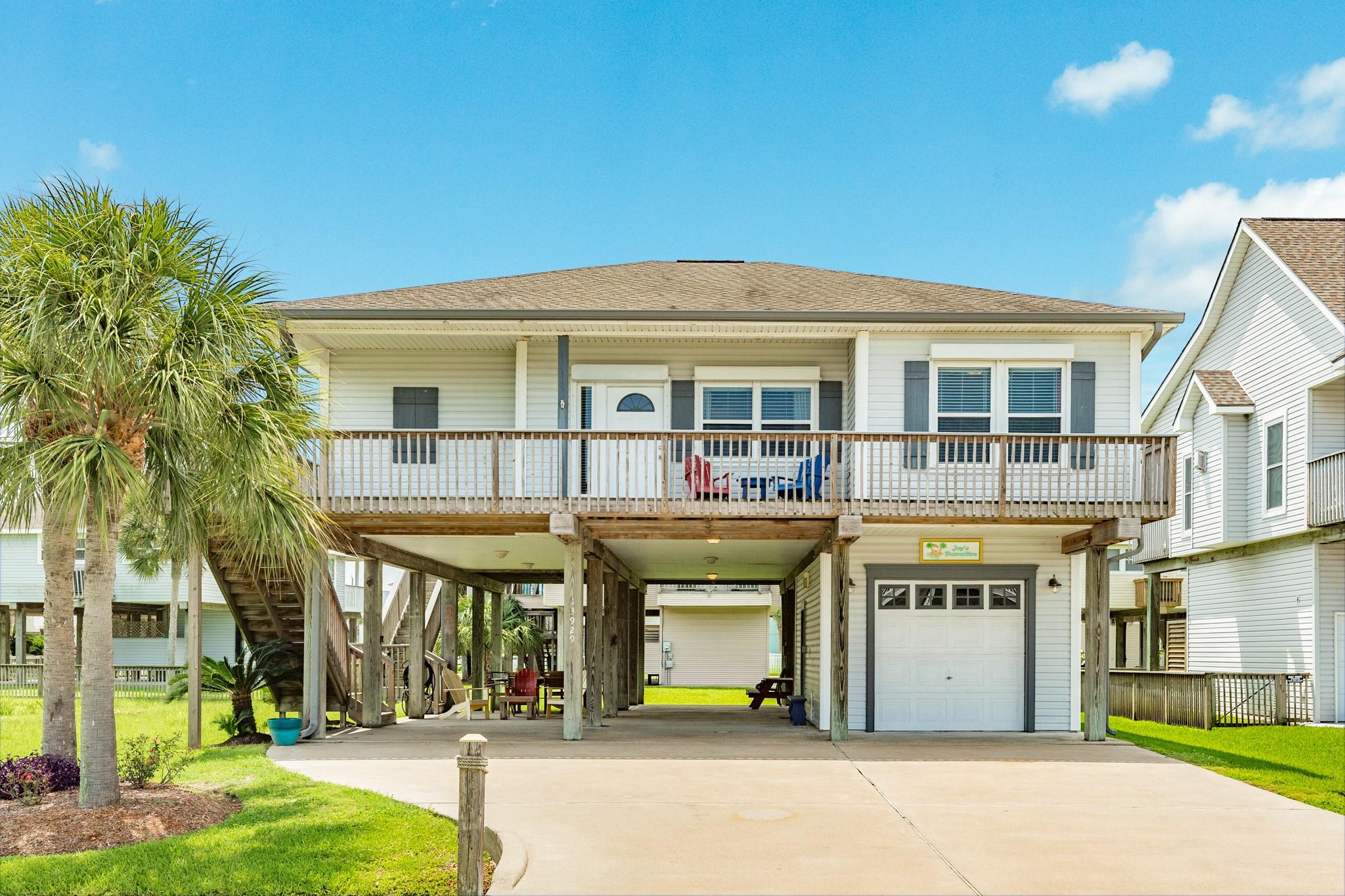 13929 Pirates Beach Boulevard — photo