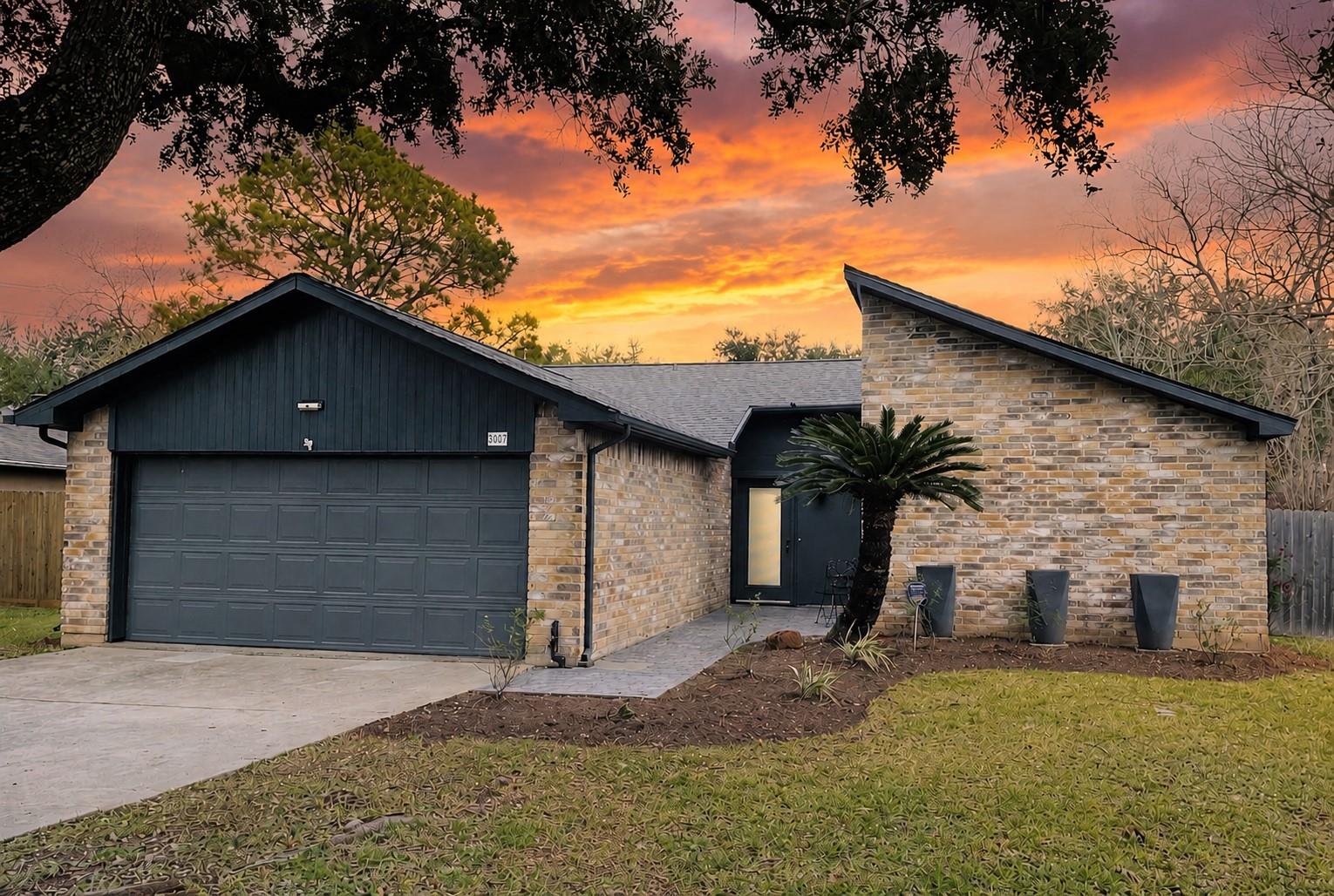 3007 Whetrock Lane — photo