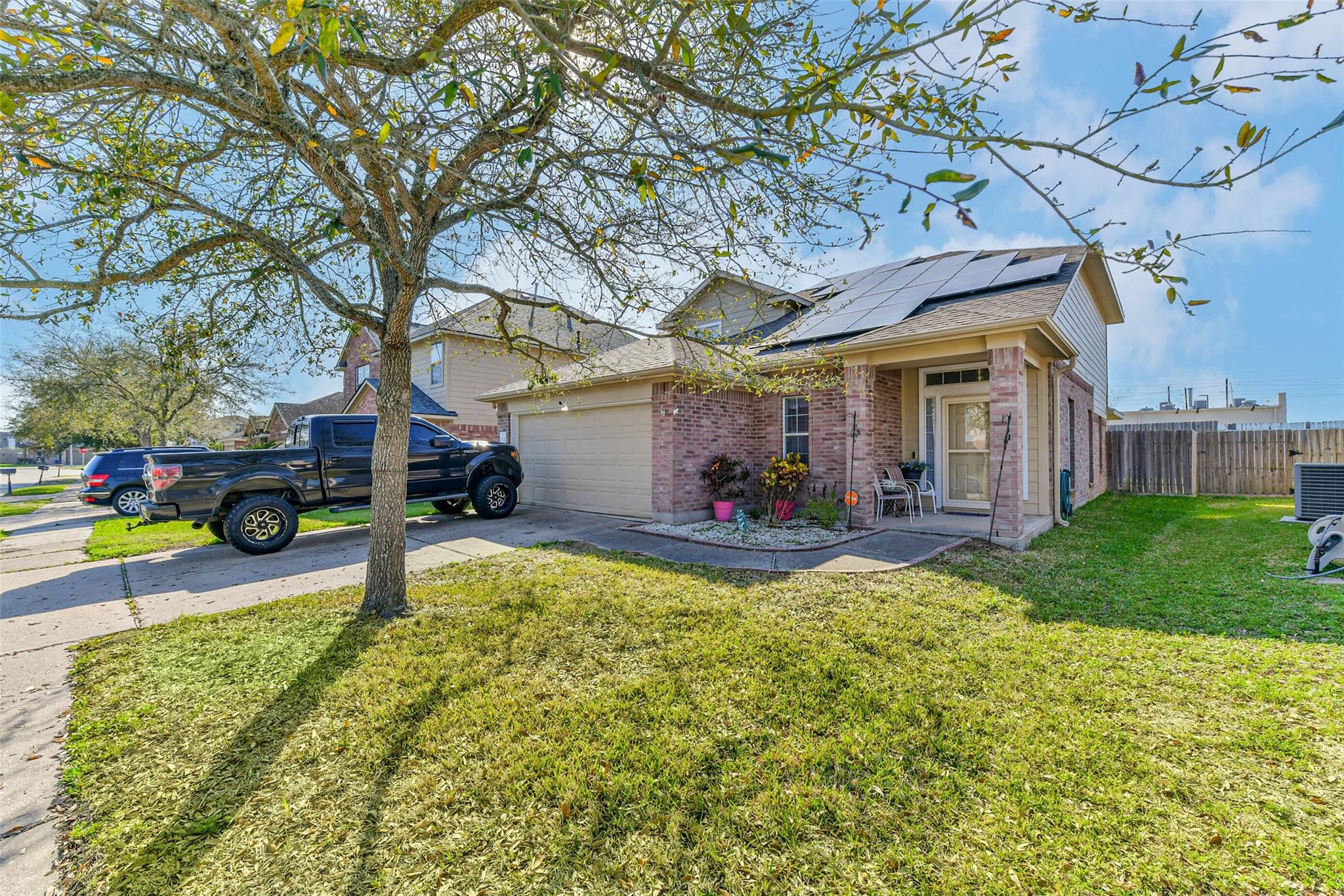8319 White Pine Lane — photo
