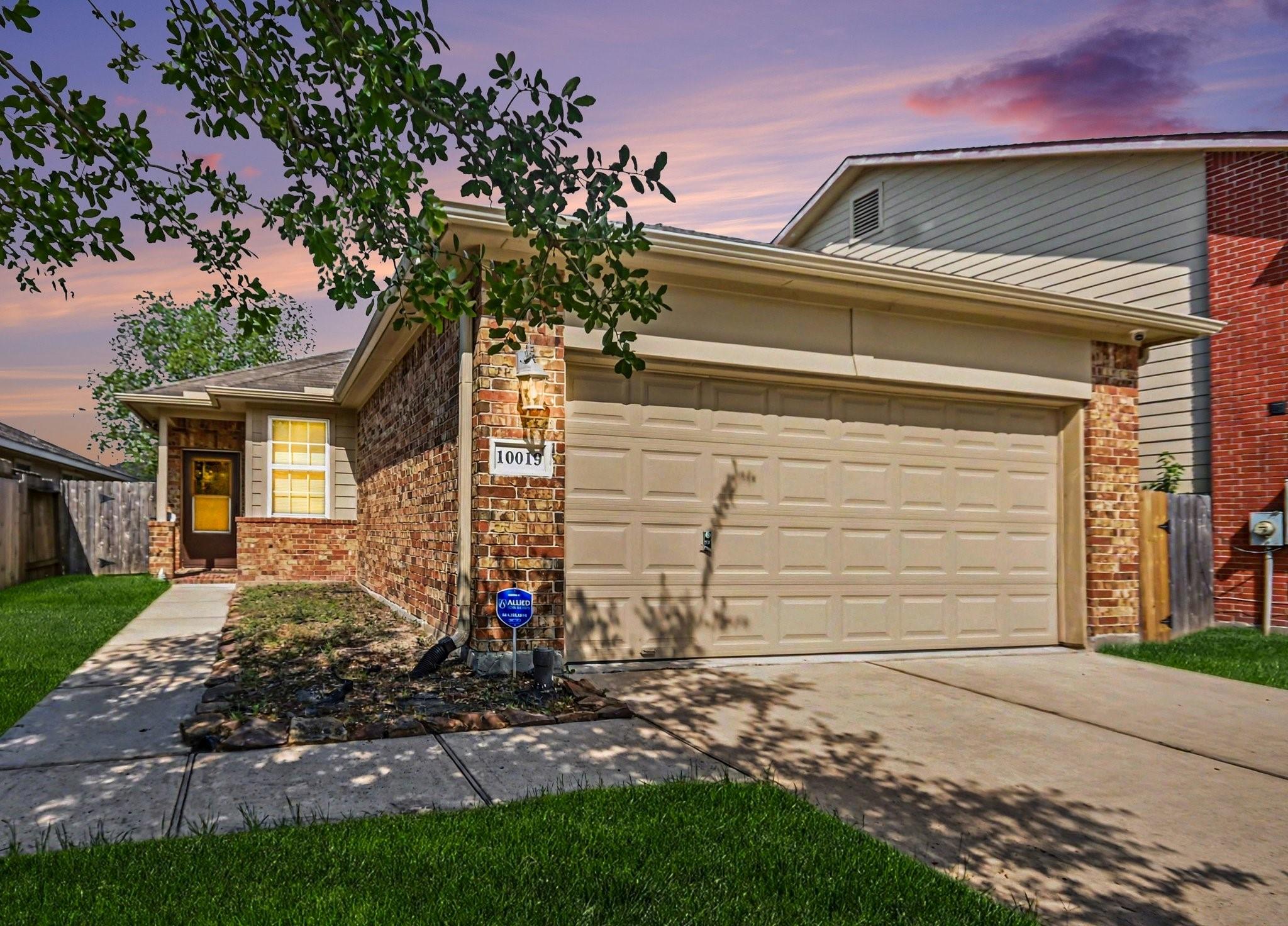 10019 Meadow Mill Forest Lane — photo