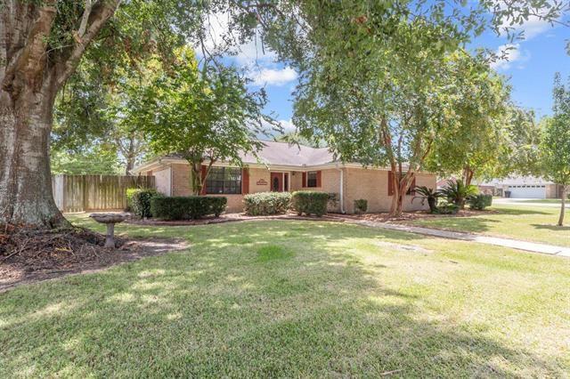 815 Hunter Ridge Lane — photo