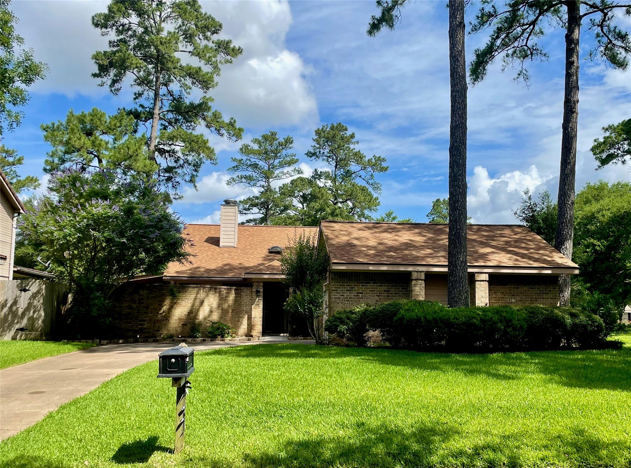 3602 Chapel Square Drive — photo