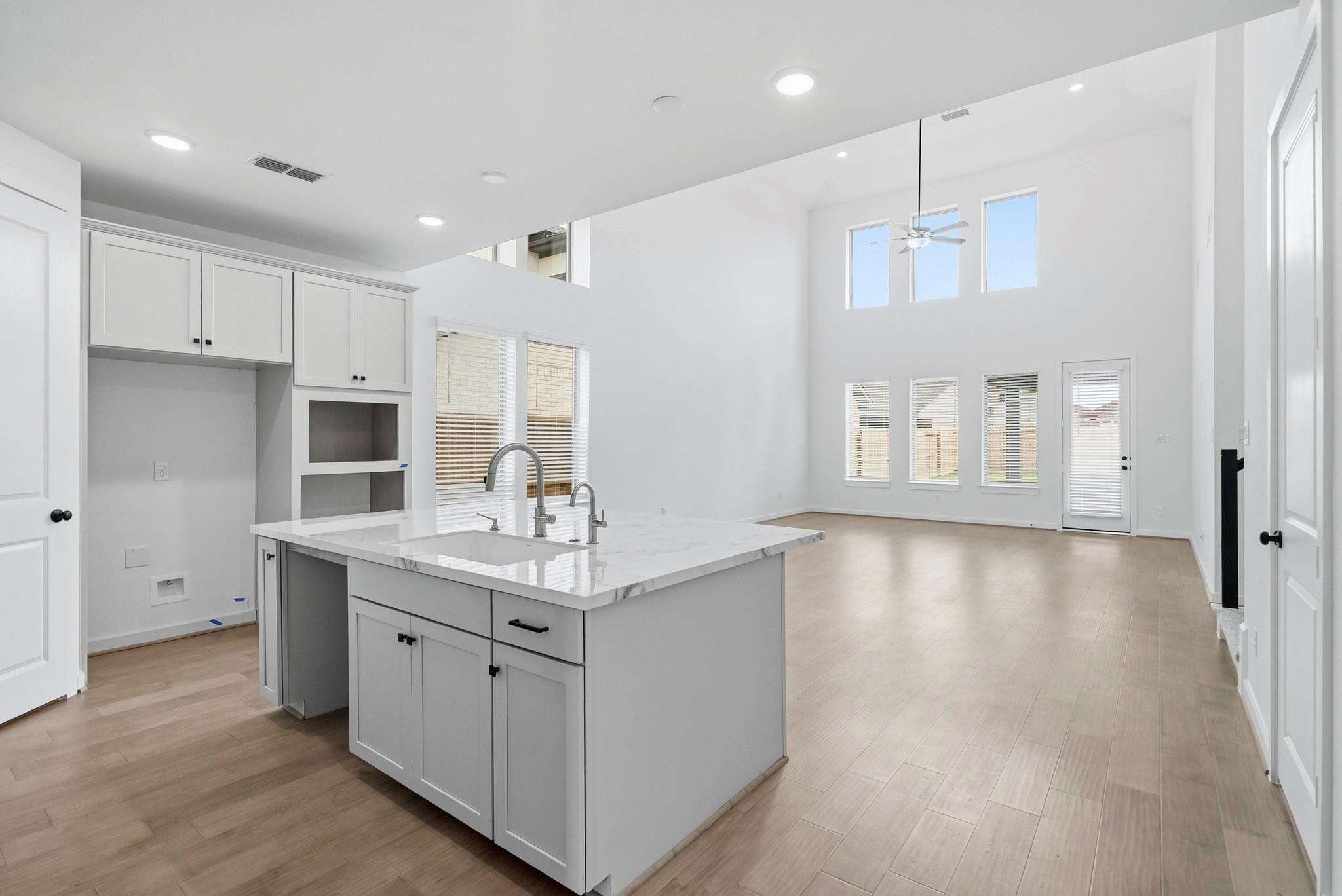 31034 Golden Felipe Street — photo