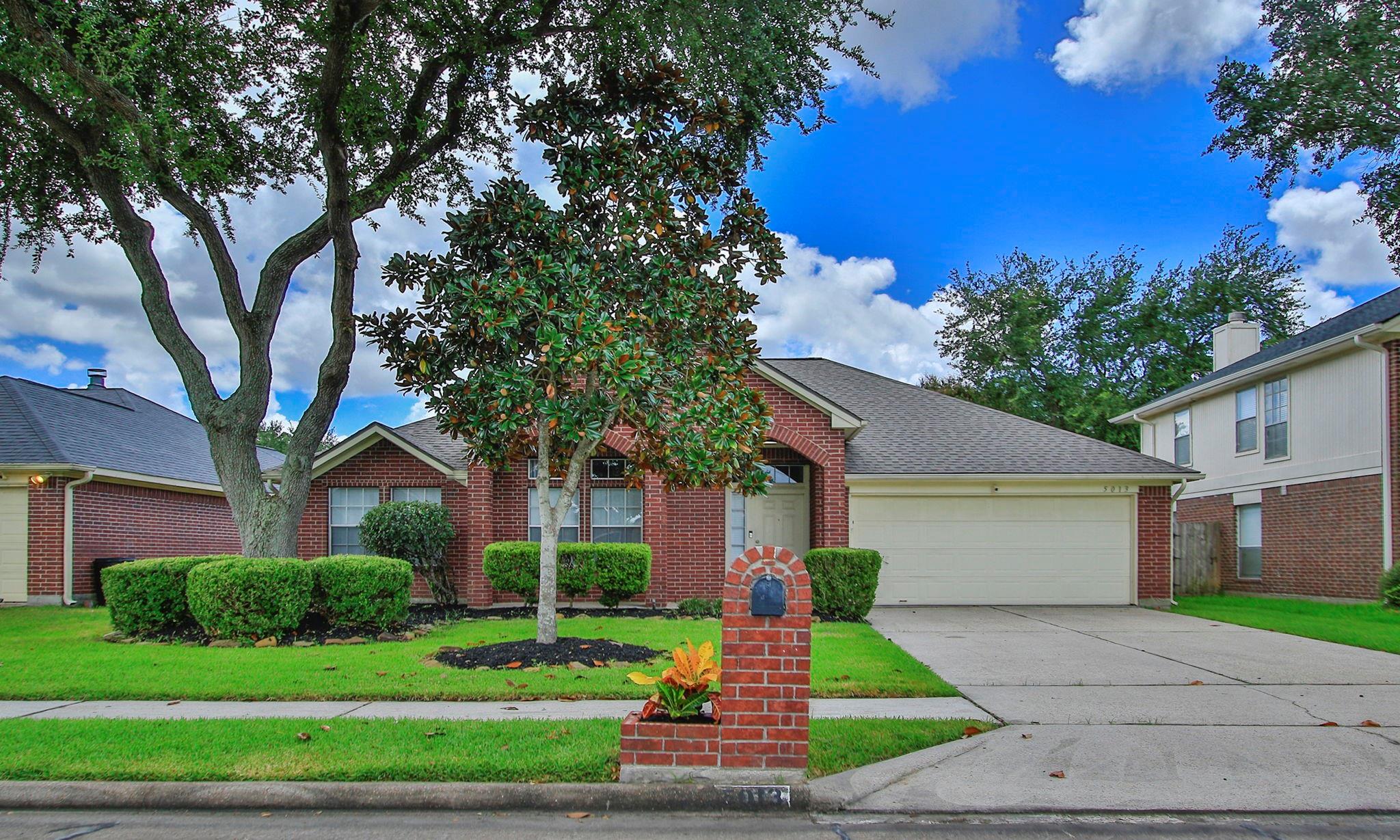 5013 Parkcrest Drive — photo