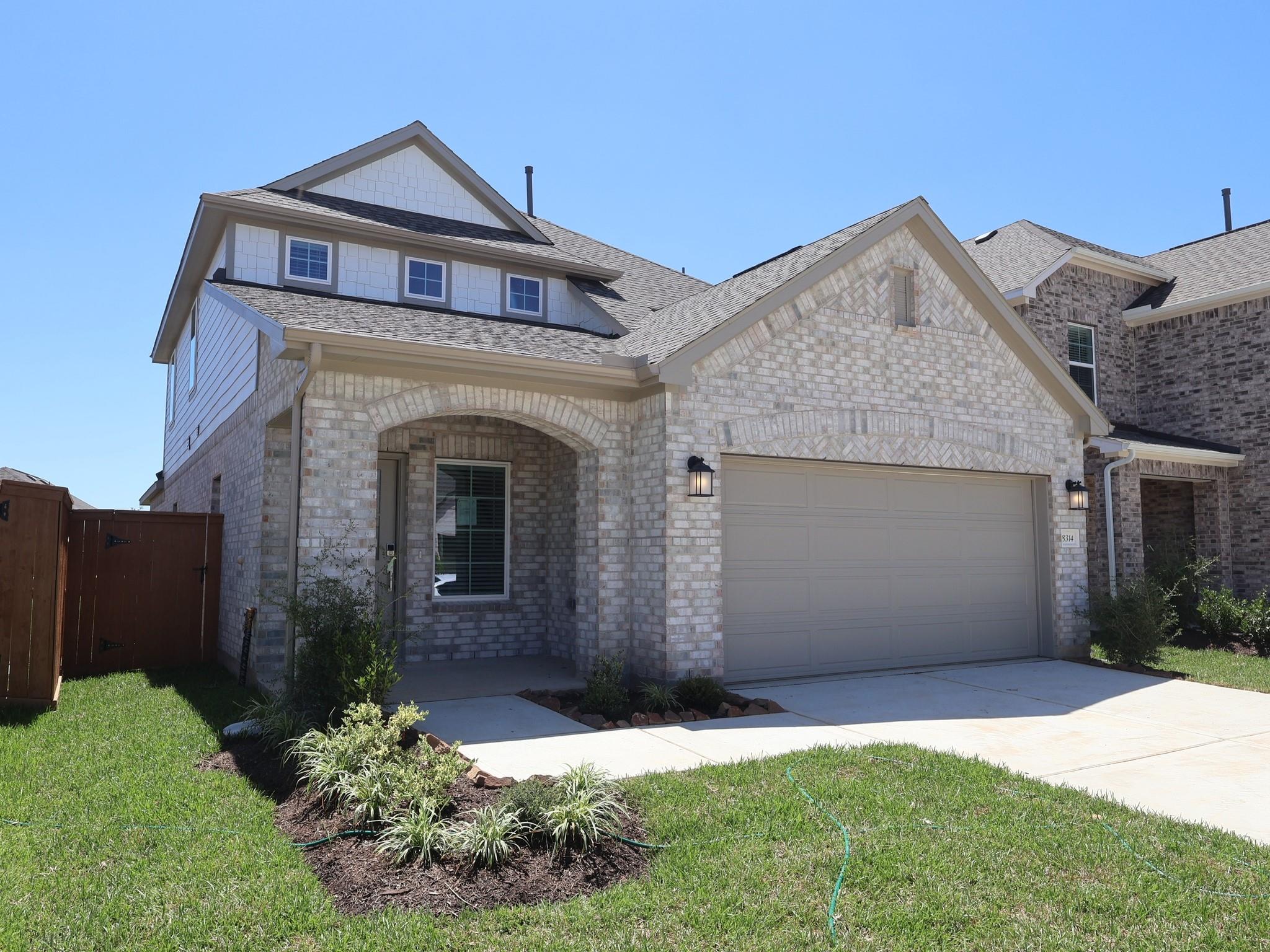8314 Blue Shell Lane — photo