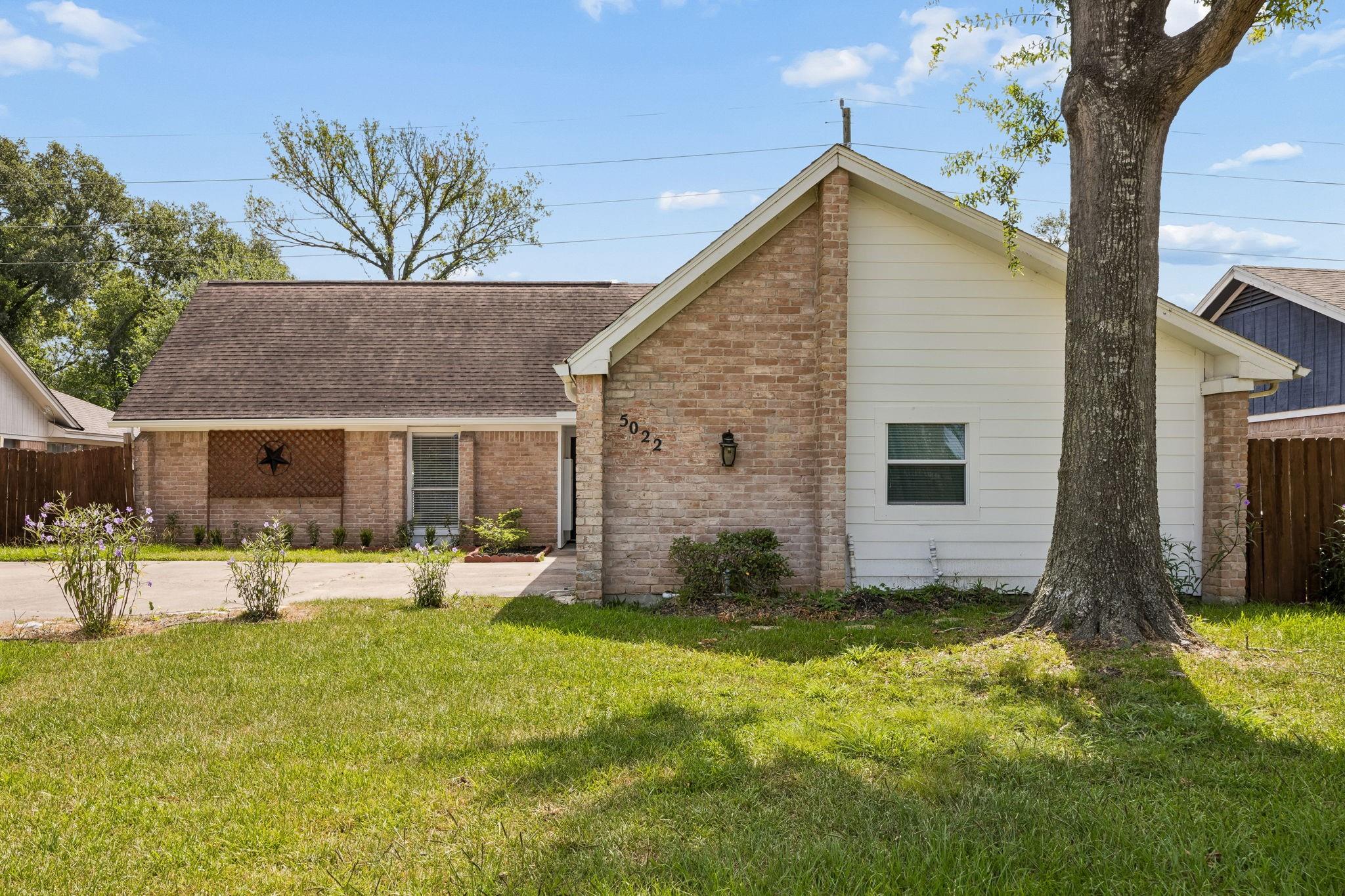 5022 Pine Cliff Drive — photo