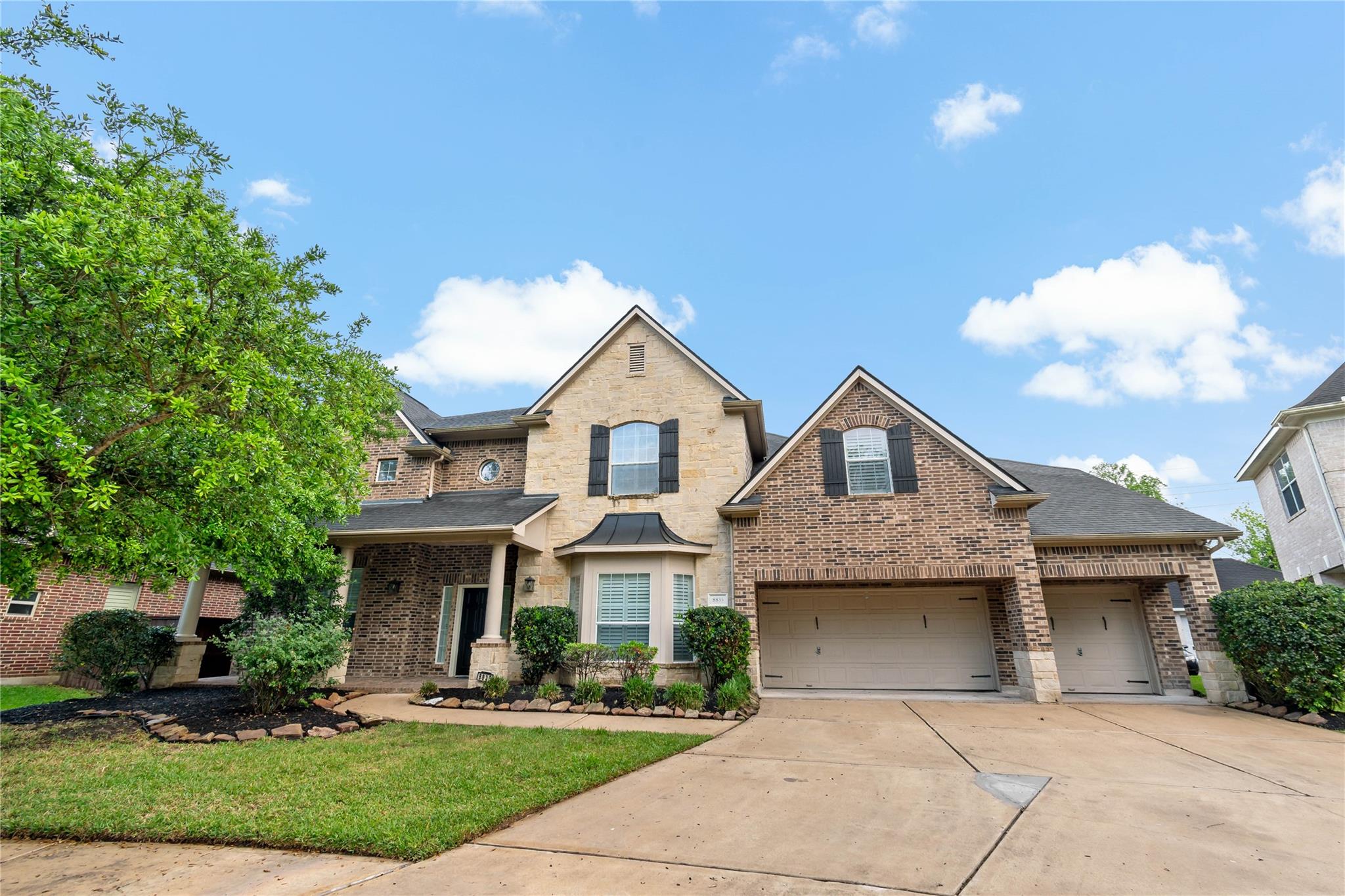 8835 Stowe Creek Lane — photo