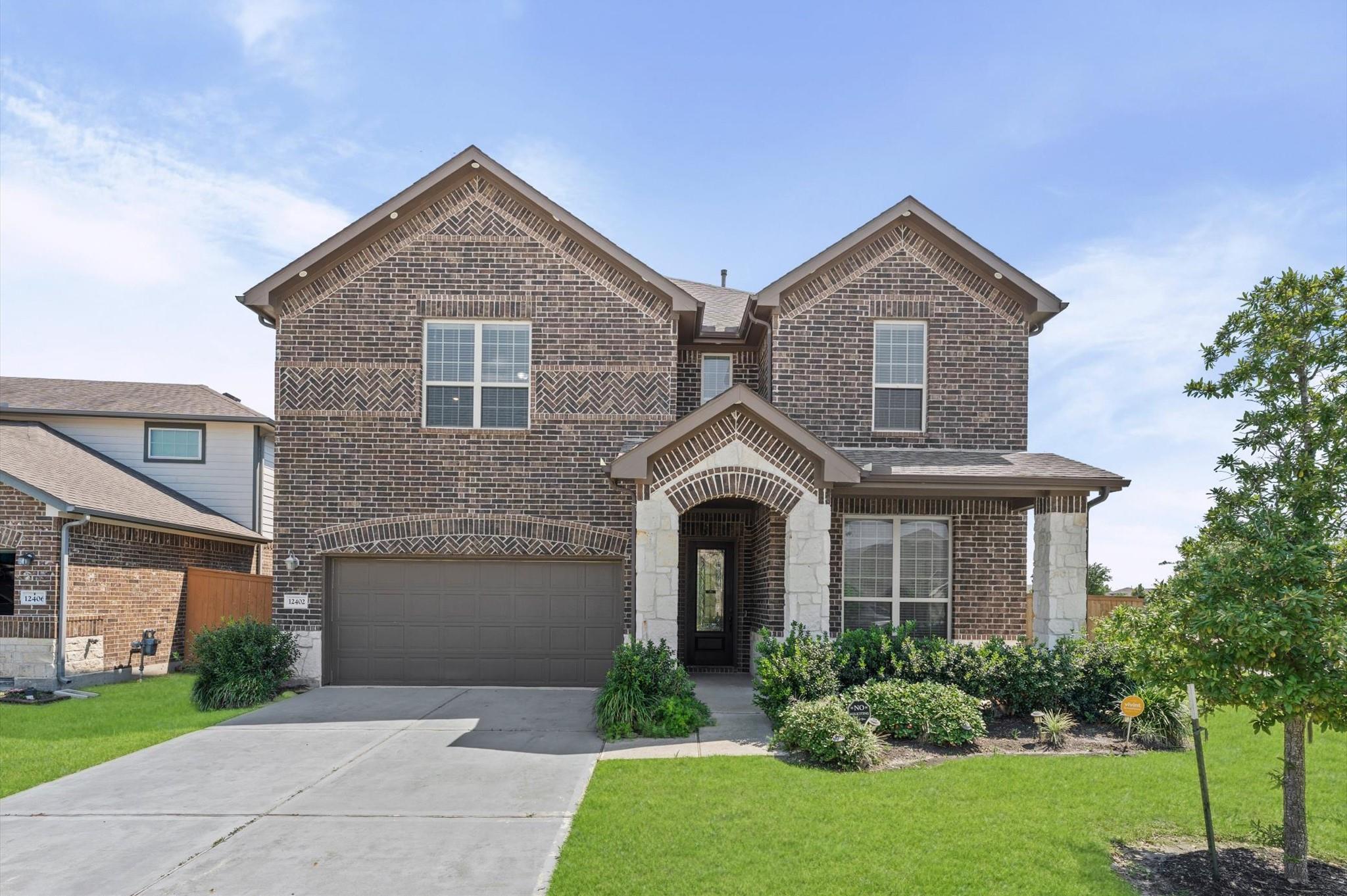 12402 Oakleaf Bend Drive — photo