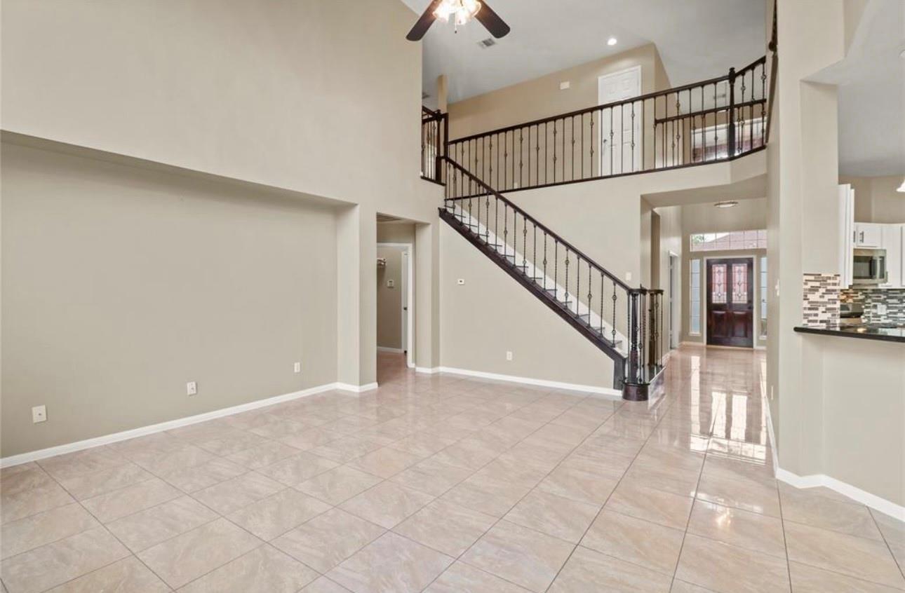10807 Oak Bayou Lane — photo