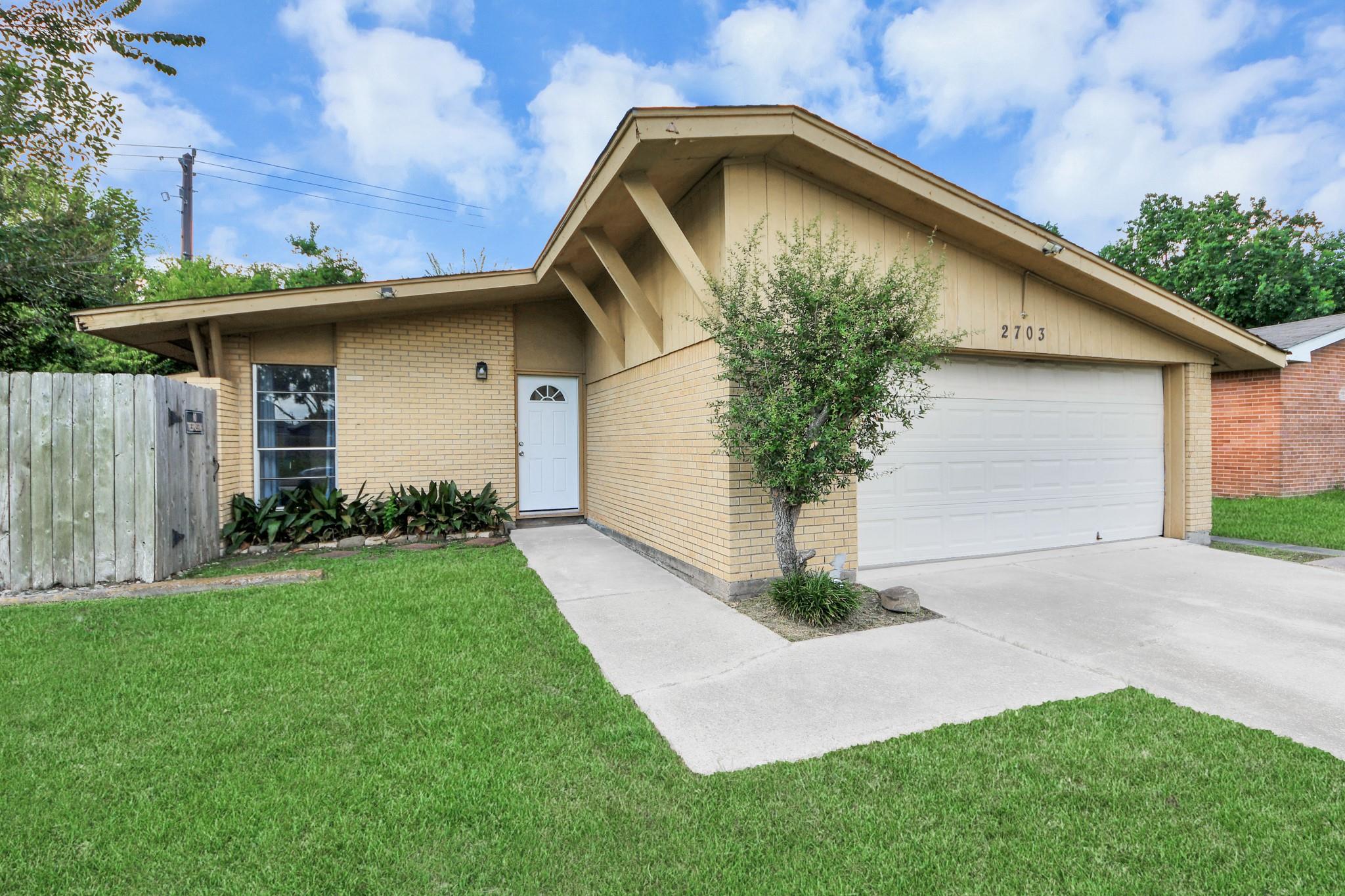 2703 Knotty Oaks Trail — photo