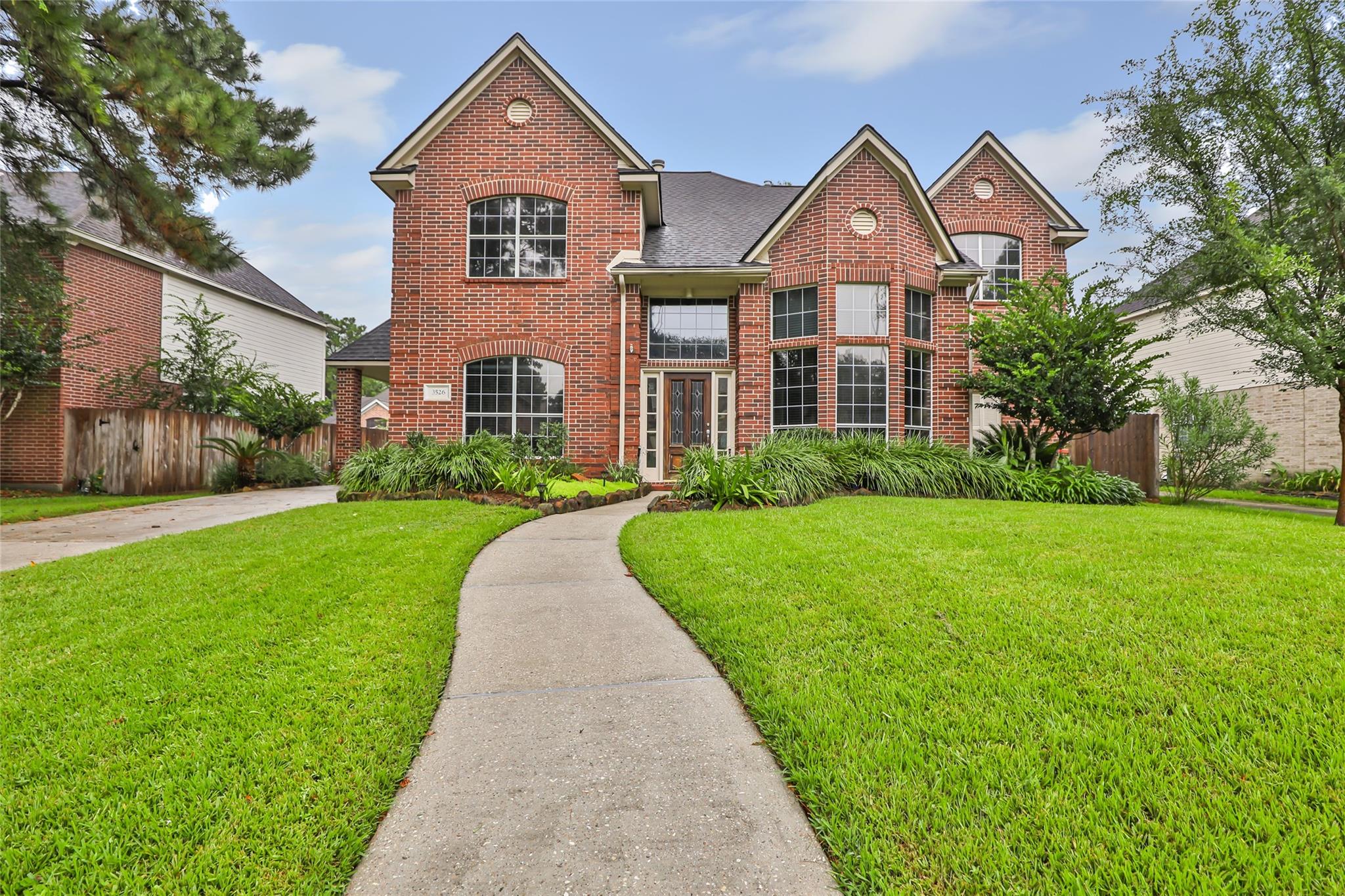 3526 Whispering Brook Drive — photo