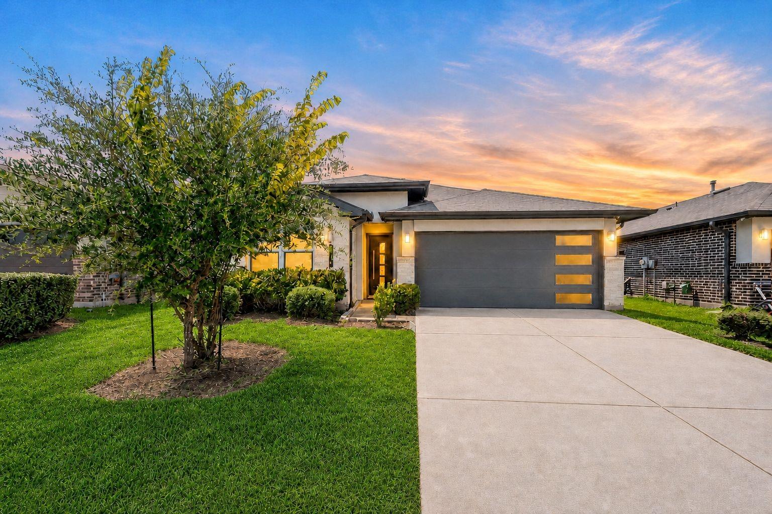 7454 Rivercane Shore Lane — photo