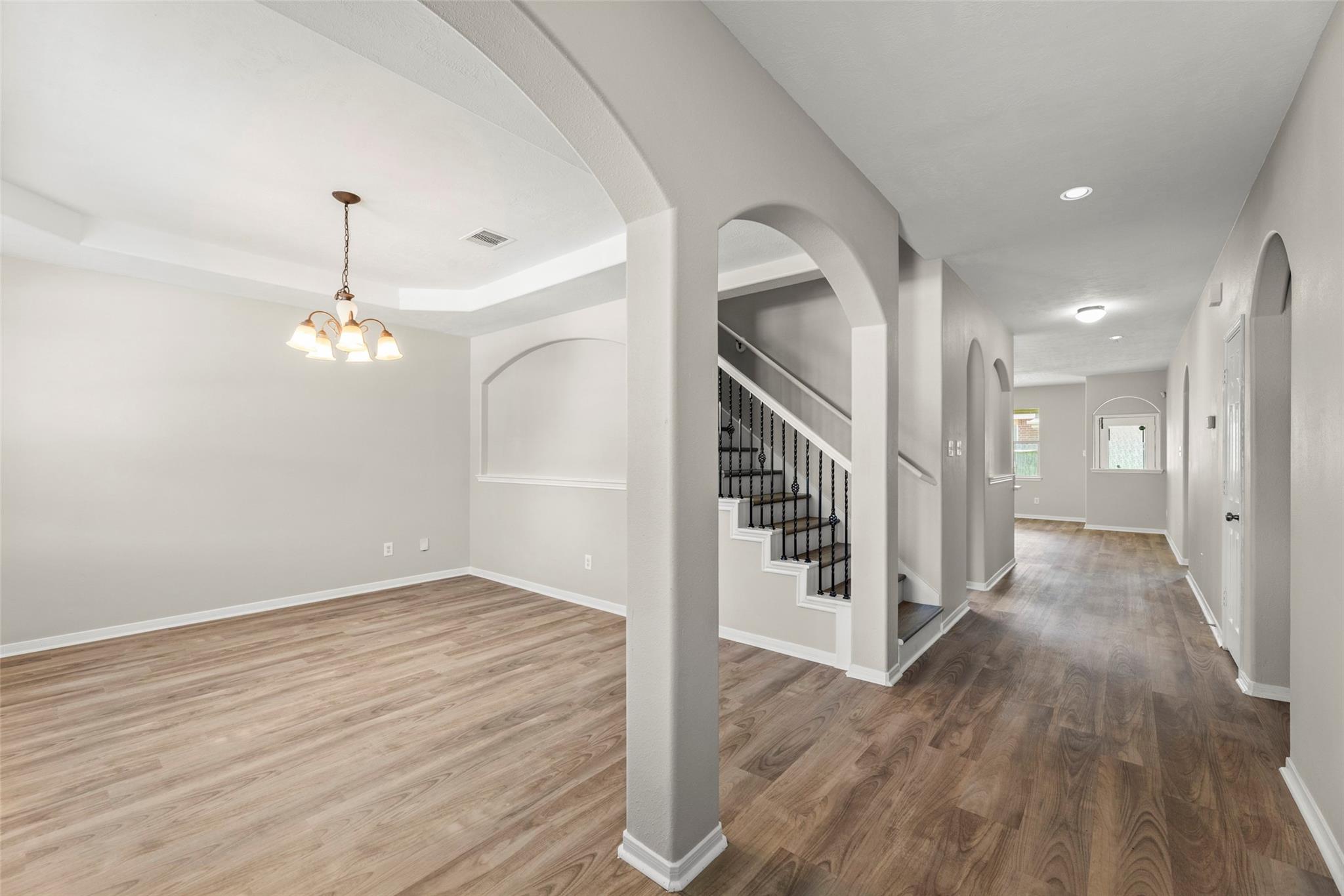 8911 Willow Wind Lane — photo