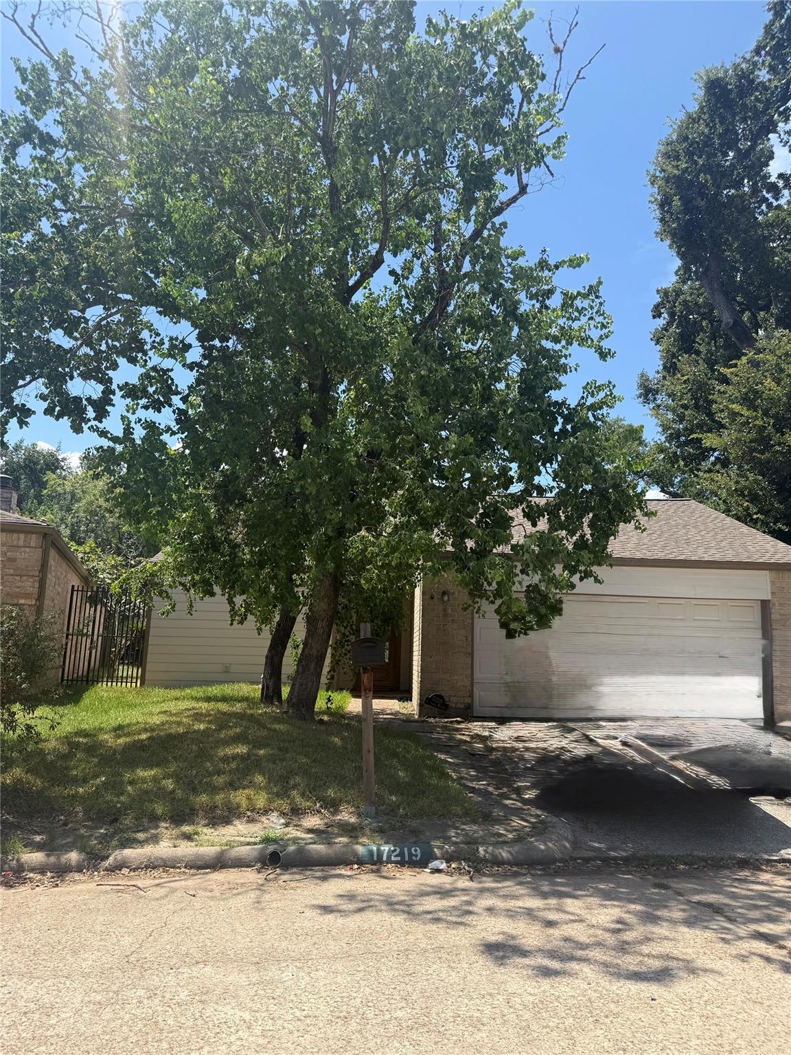 17219 W Sugar Meadow Drive — photo