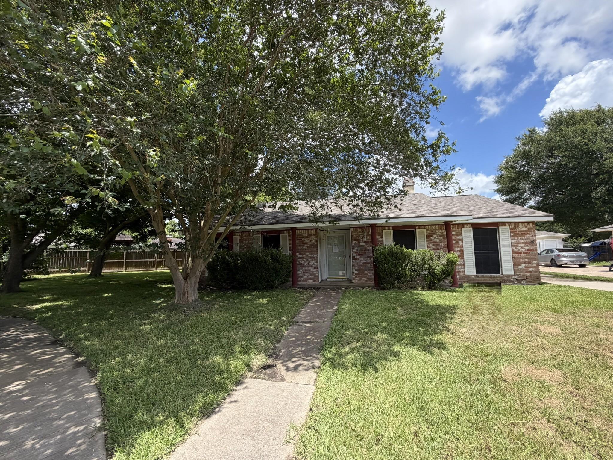 1538 Briarbank Drive — photo