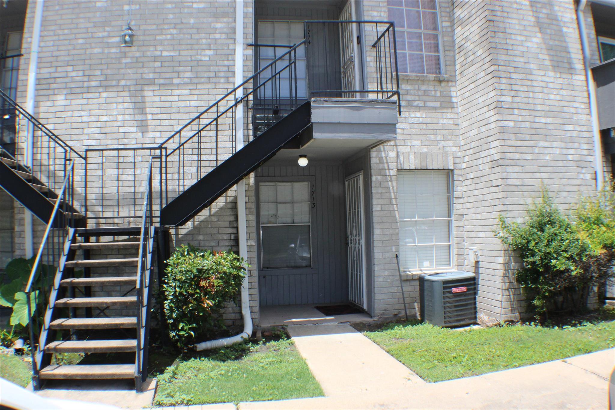 9700 Leawood Boulevard #1713 — photo