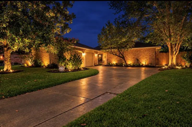 5822 Fallengate Drive — photo