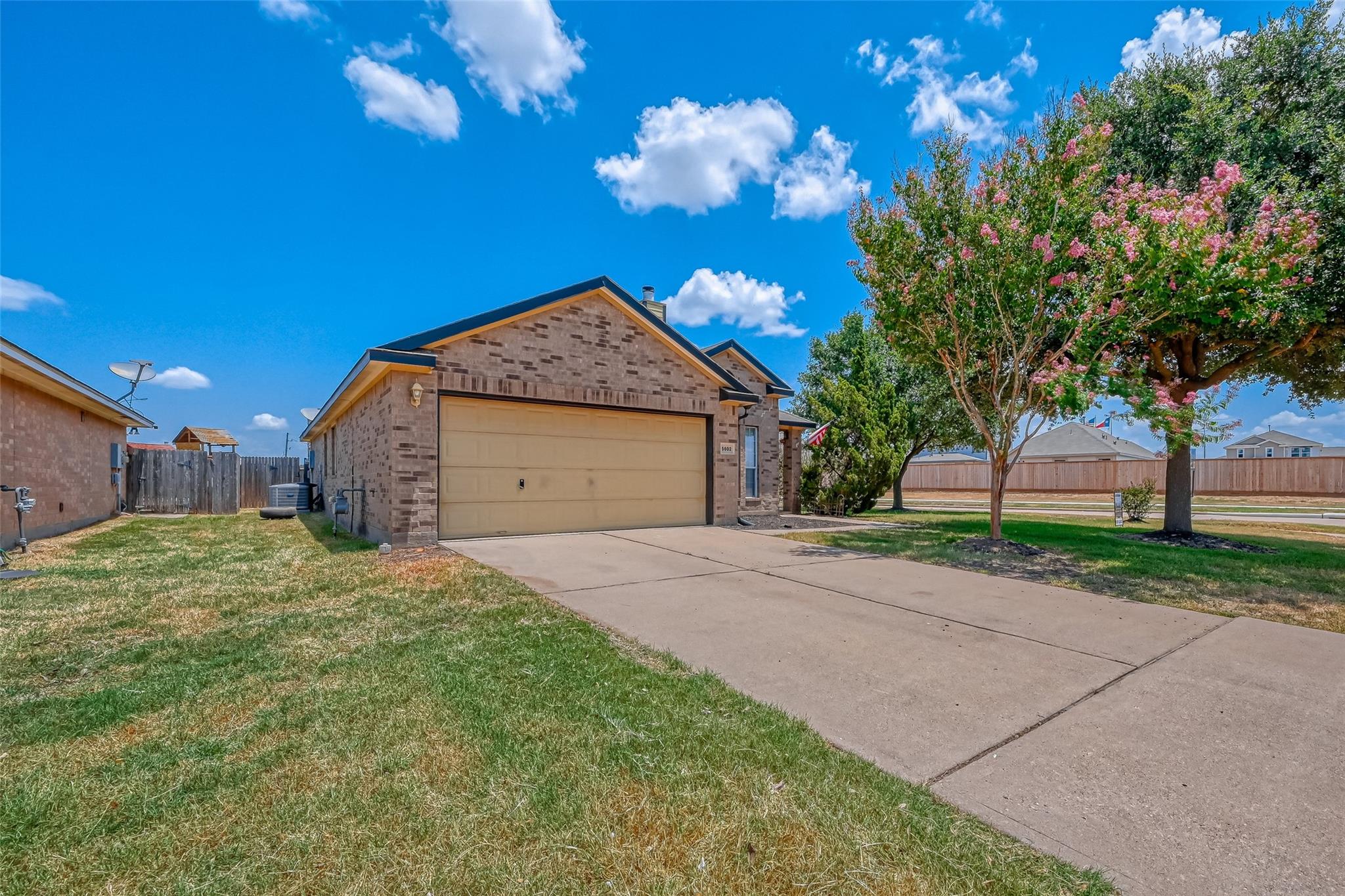 5602 Eagle Sky Boulevard, Katy, TX 77449 — photo 2
