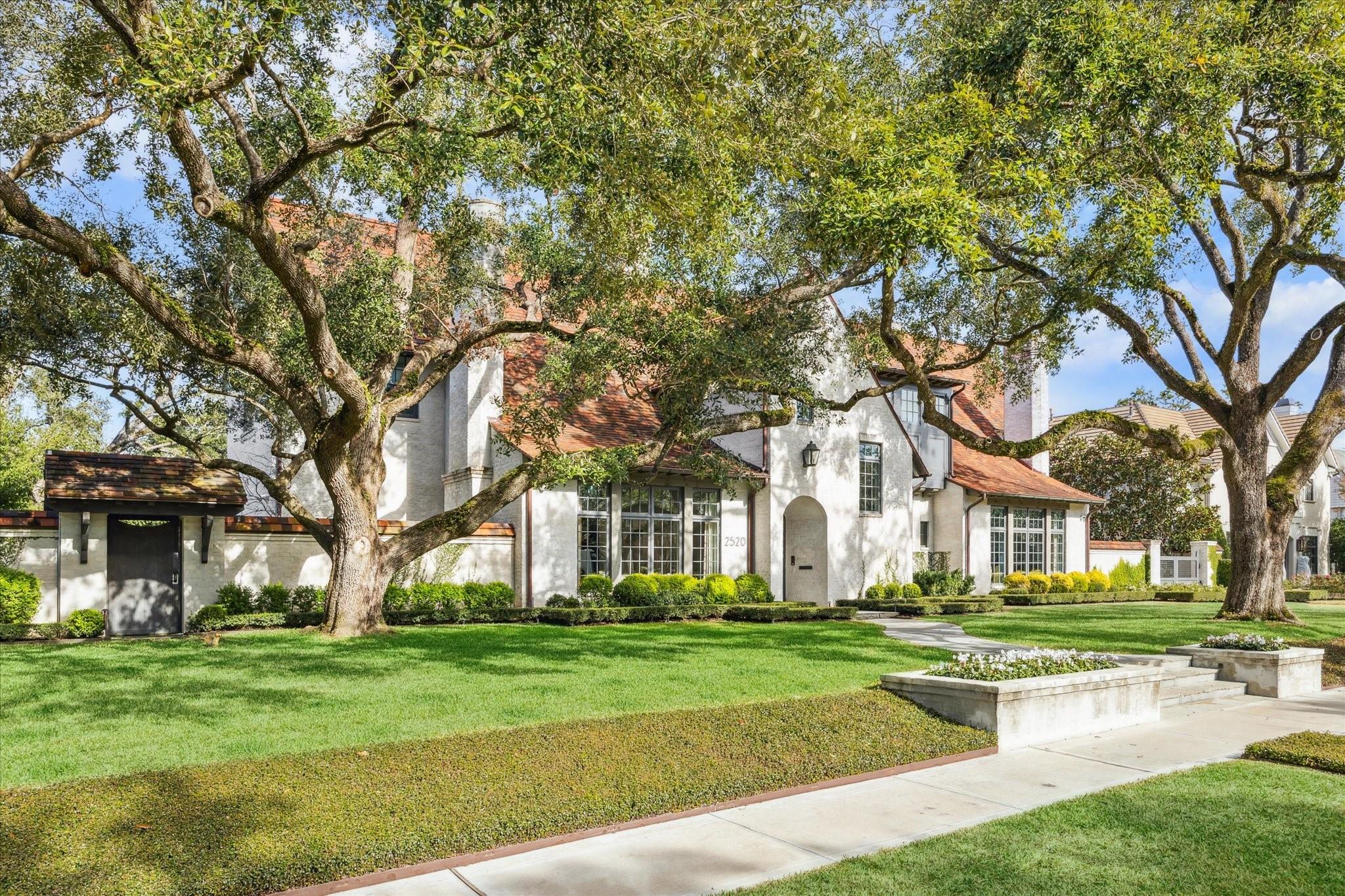 2520 Del Monte Drive — photo