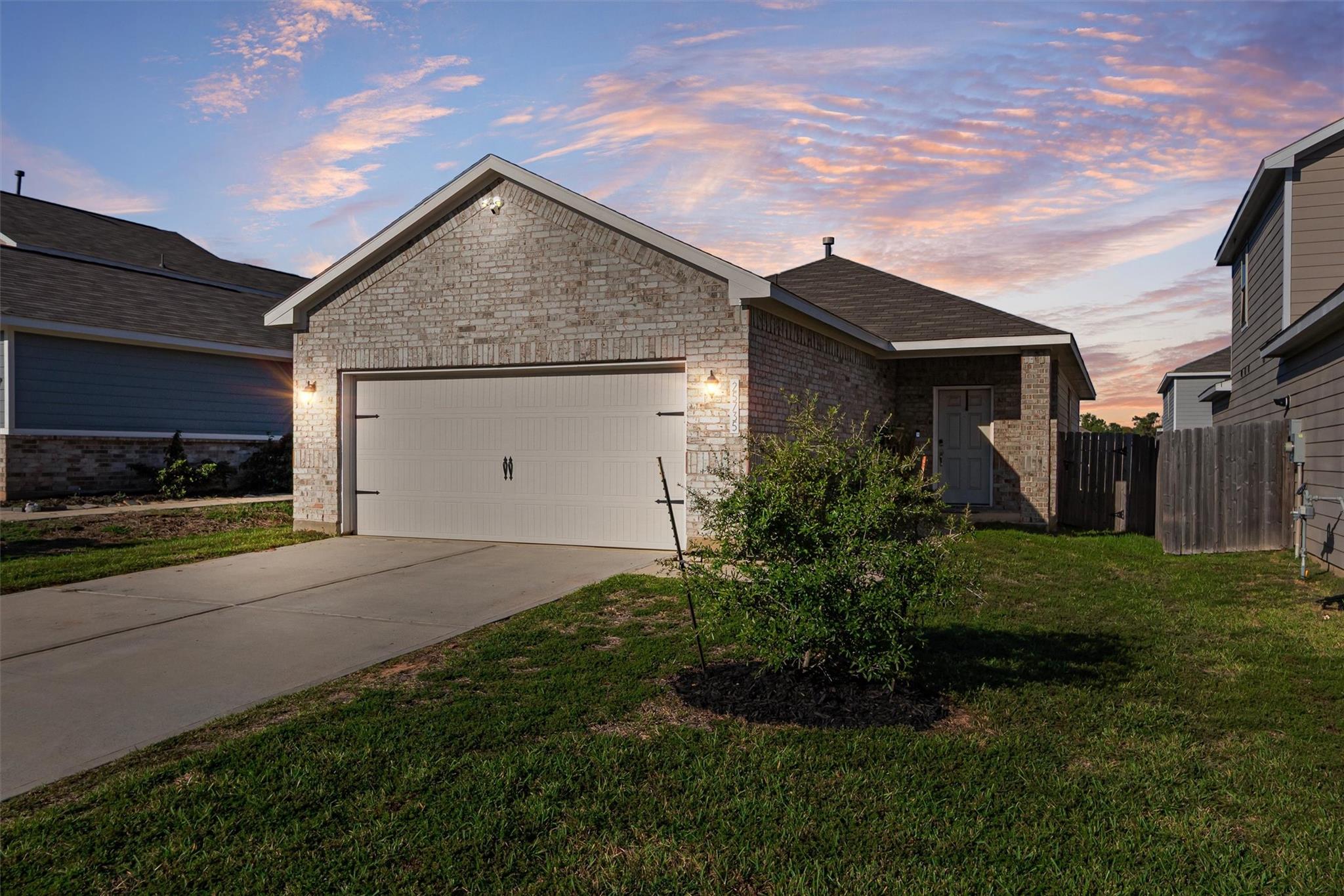 25735 Boxwood Hedge Lane — photo