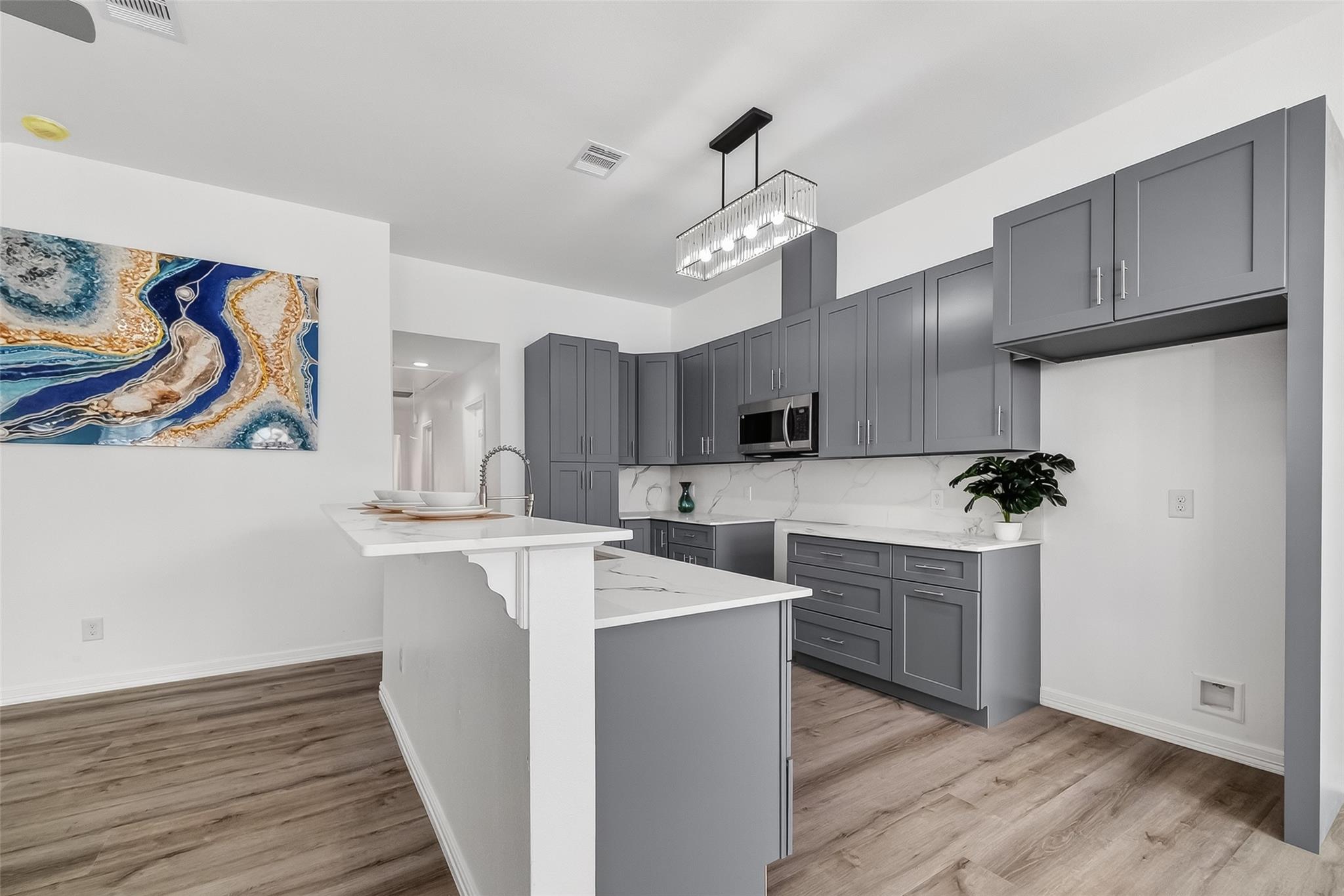 7725 Hoffman Street #B a B — photo