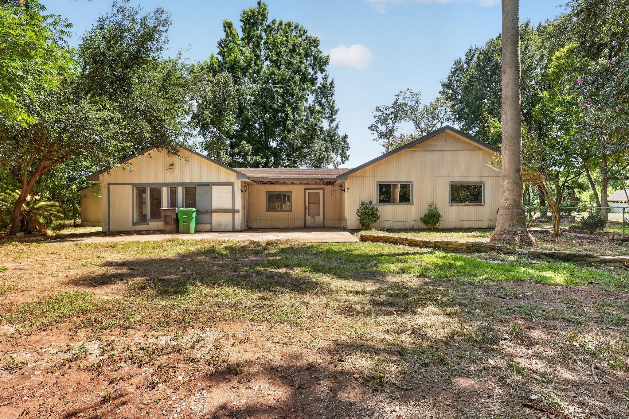 13917 Ambrose Street — photo