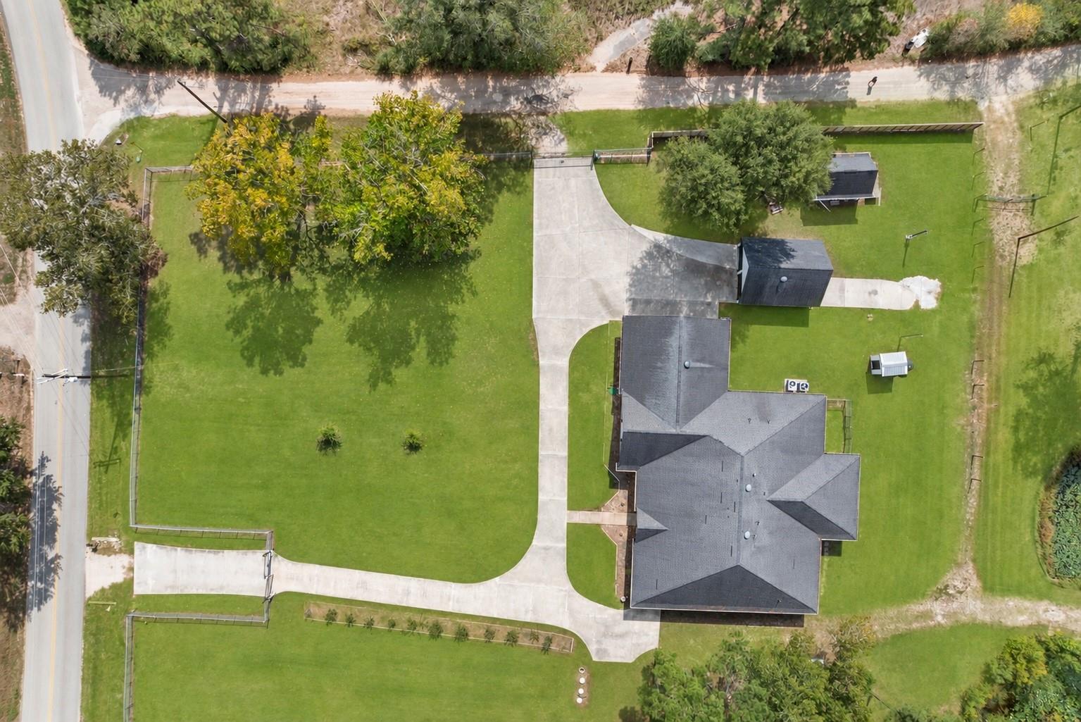 16144 Firetower Road, Conroe, TX 77306 — photo 2