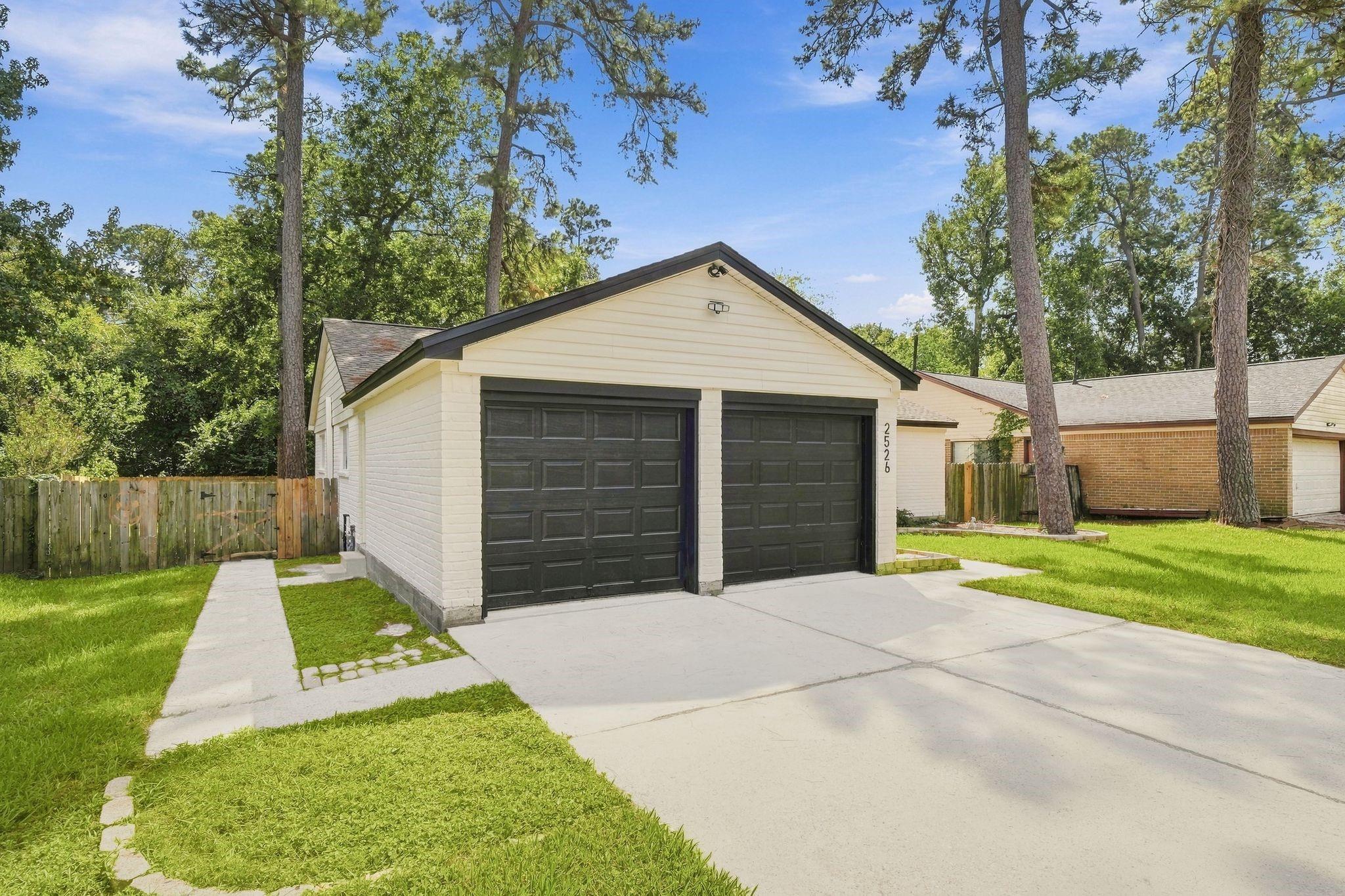 2526 Rambling Brook Drive, Spring, TX 77373 — photo 3