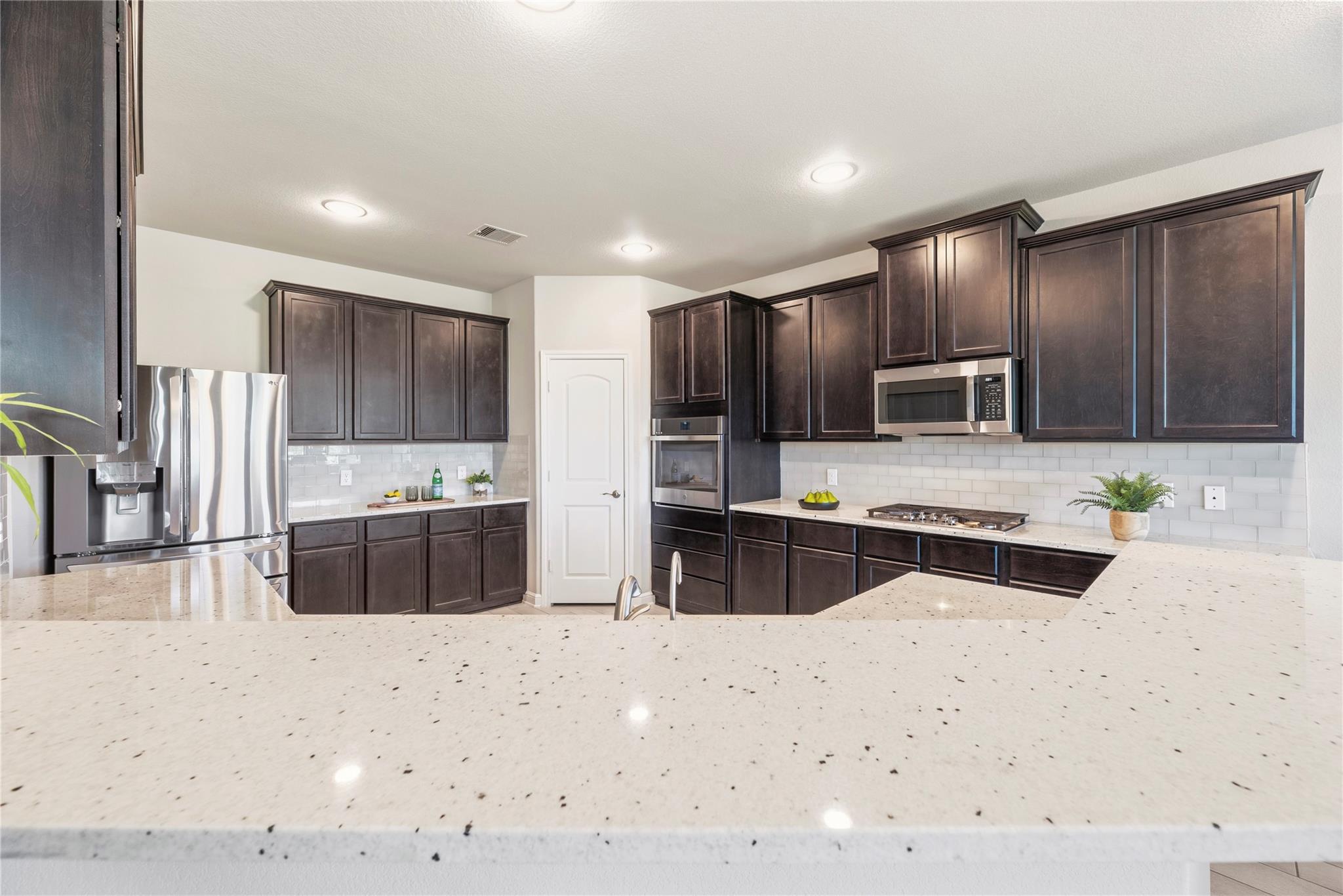 3319 Learning Tree Lane, Rosenberg, TX 77471 — photo 3