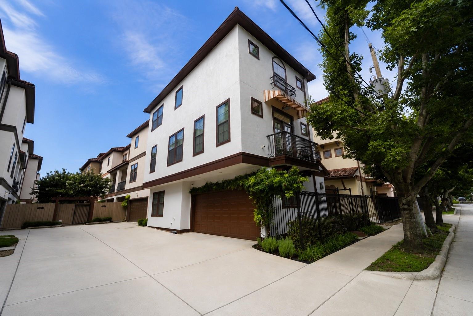 3931 Gibson Street — photo