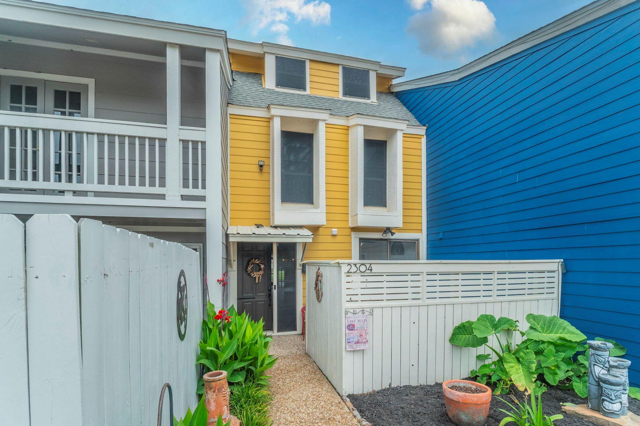 2304 Keel Court — photo