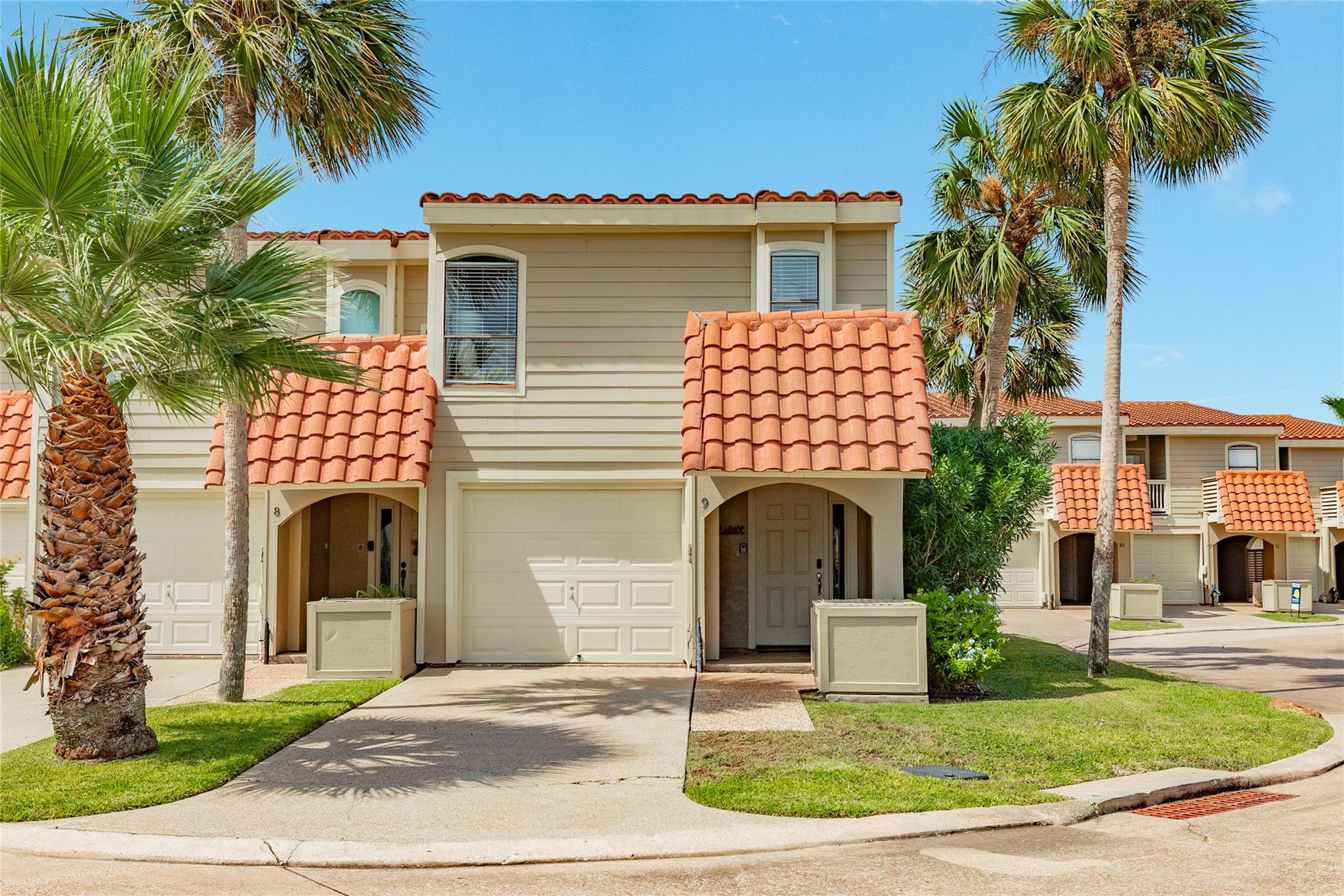 9D Dana Drive — photo