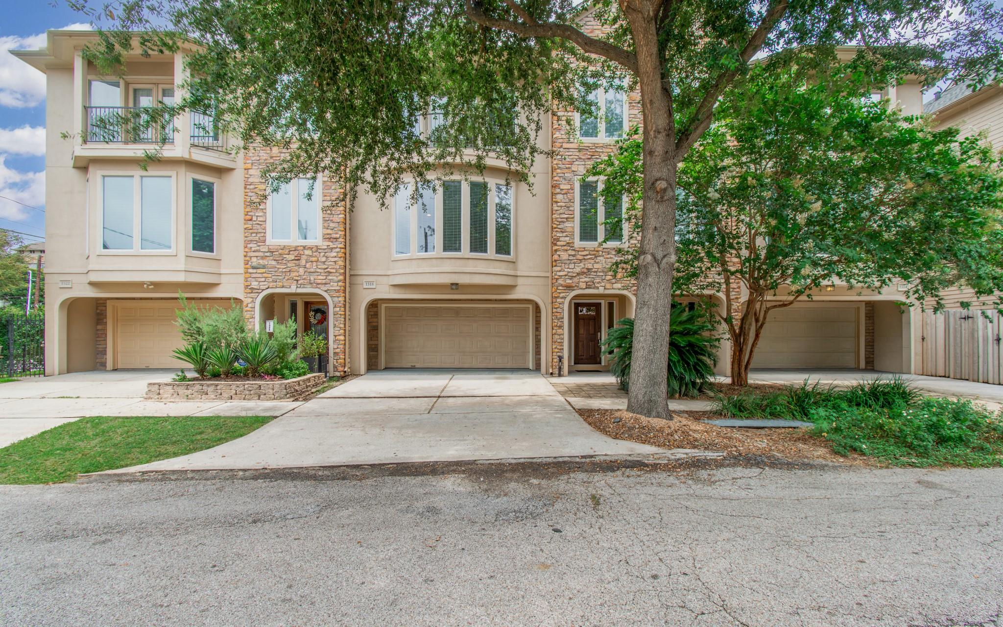 1318 Goliad Street — photo