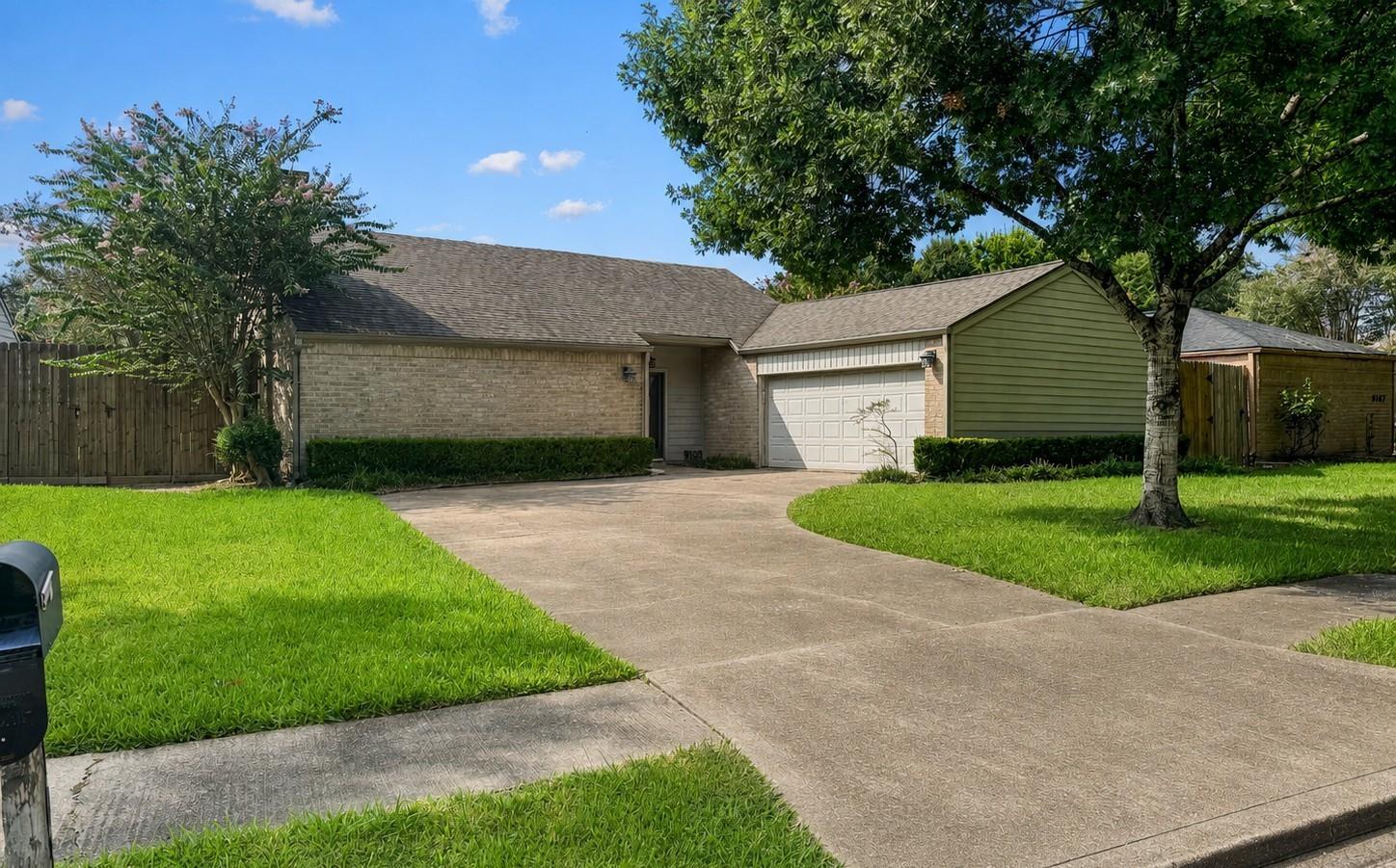 9103 Chesney Downs Drive — photo
