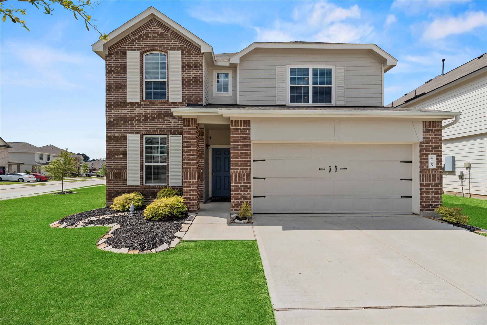 4423 Stephanie Park Lane — photo