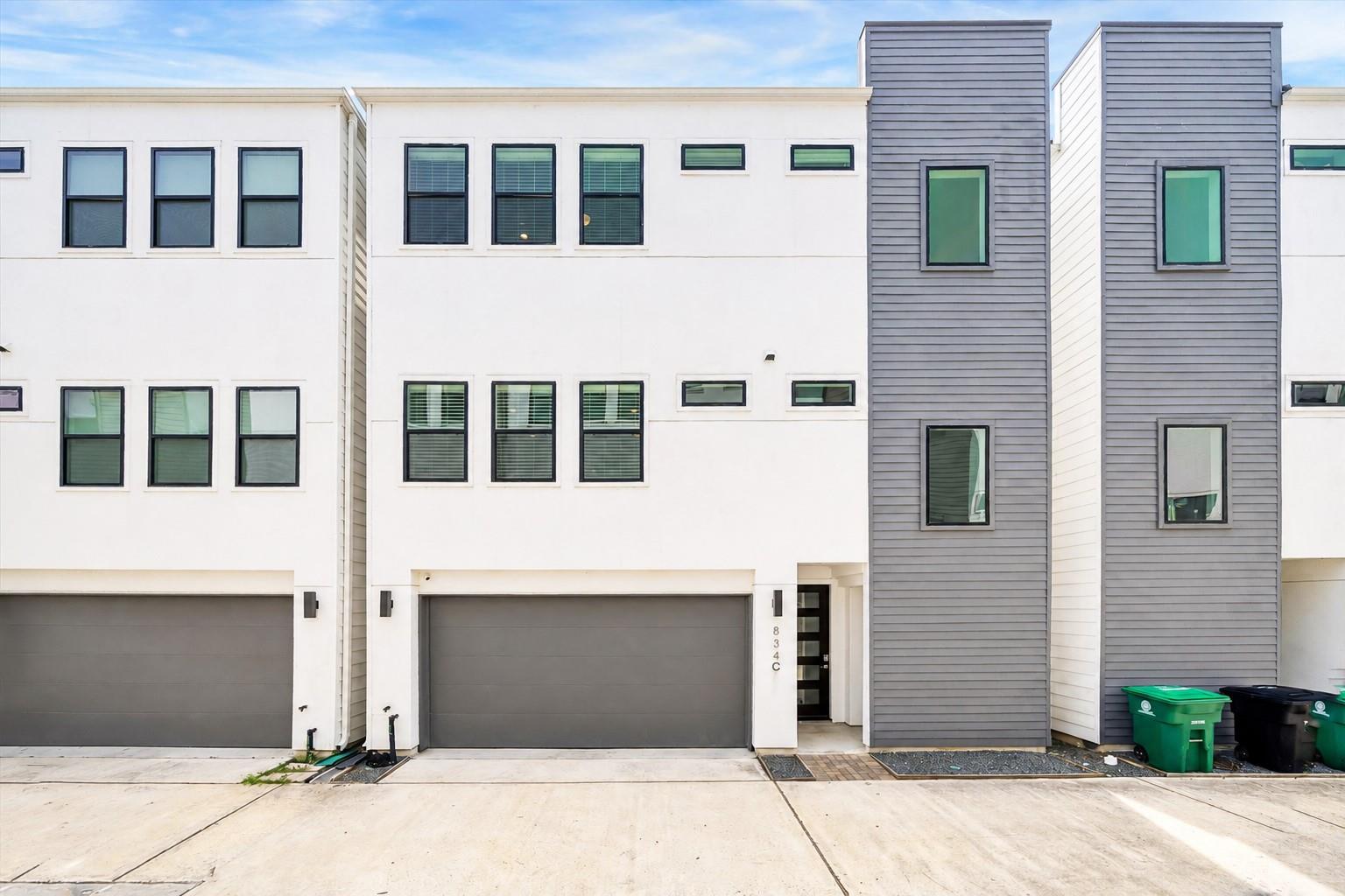 834 Fisher Street #C — photo