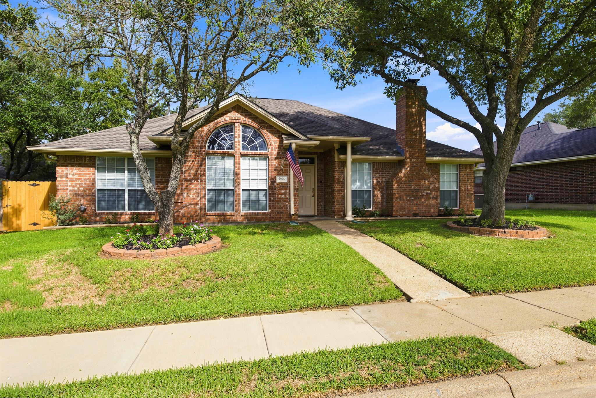 5909 Sheffield Terrace Lane — photo