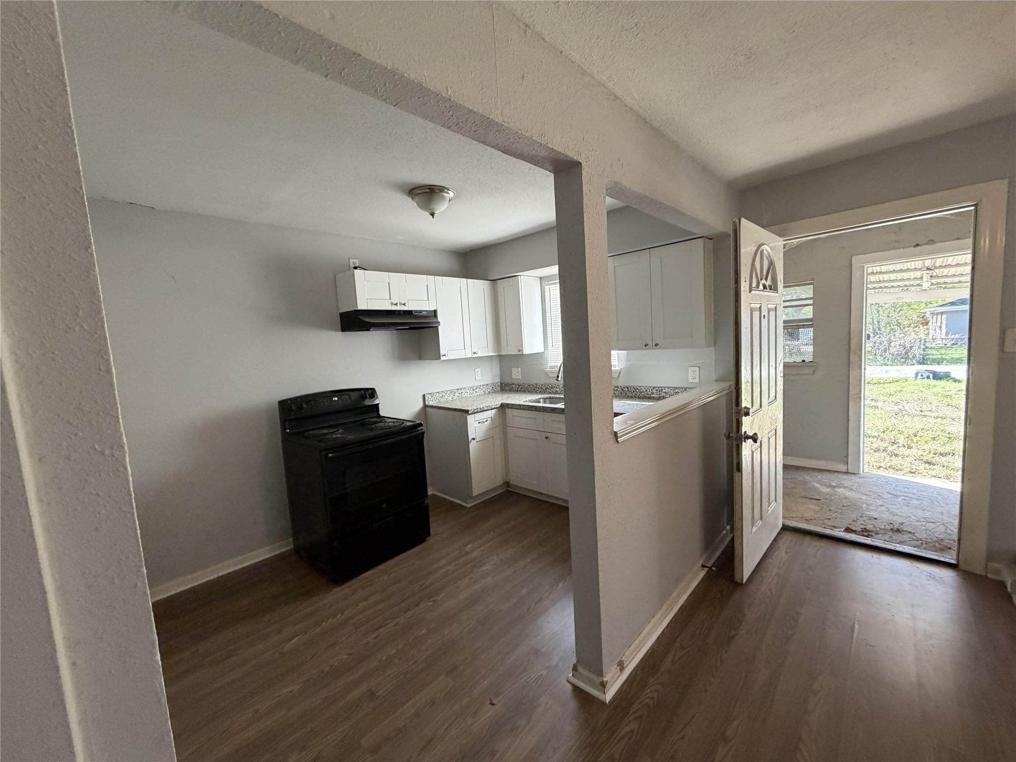 2409 Hodges Street — photo