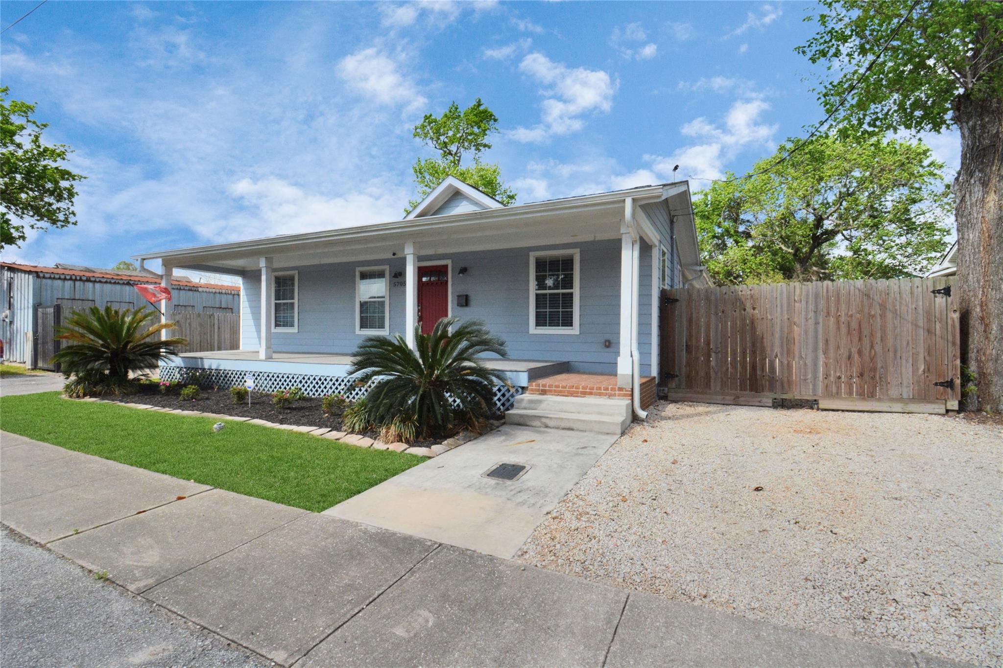 5705 Cochran Street — photo