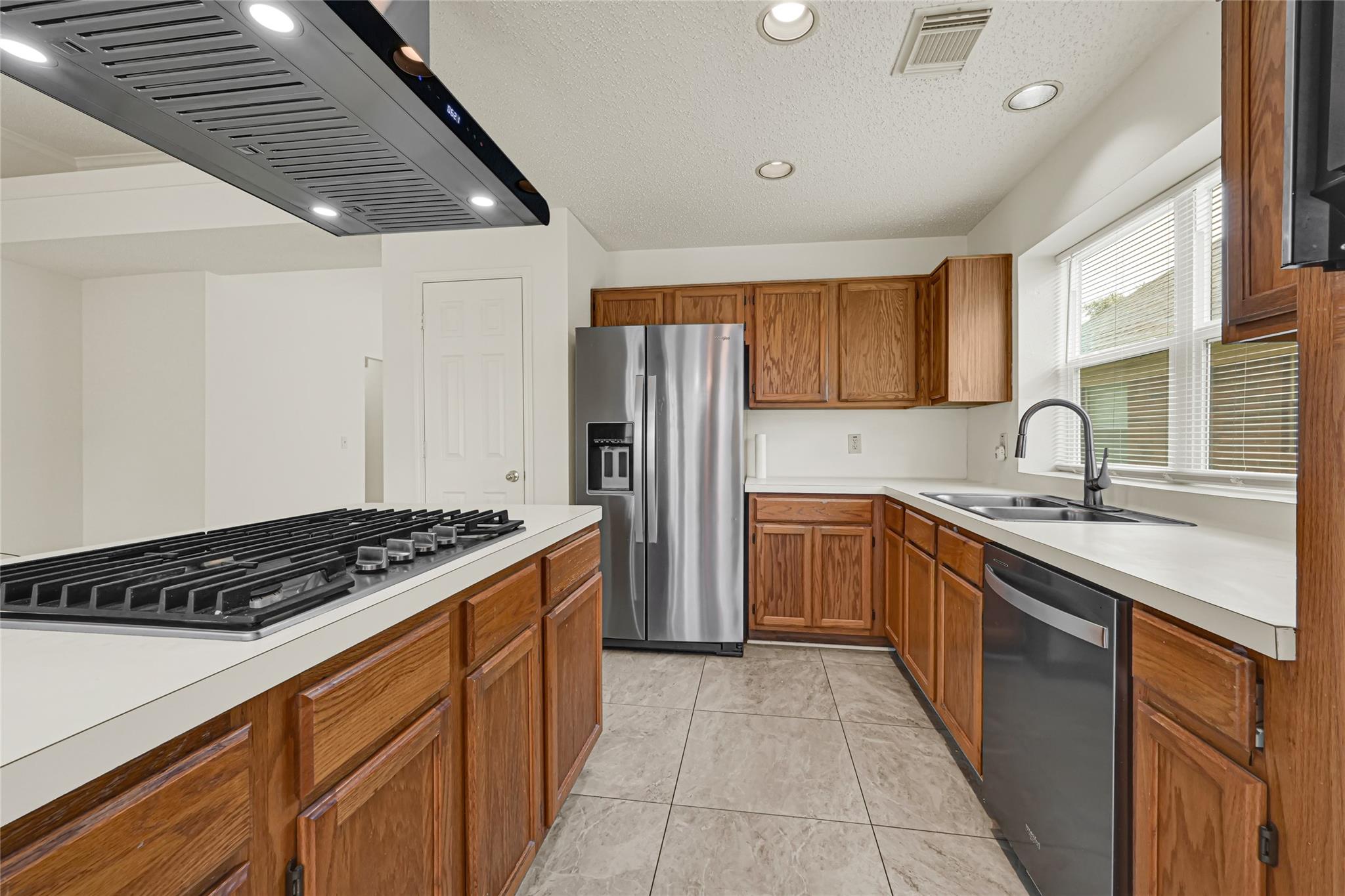 8818 Driftstone Drive, Spring, TX 77379 — photo 3