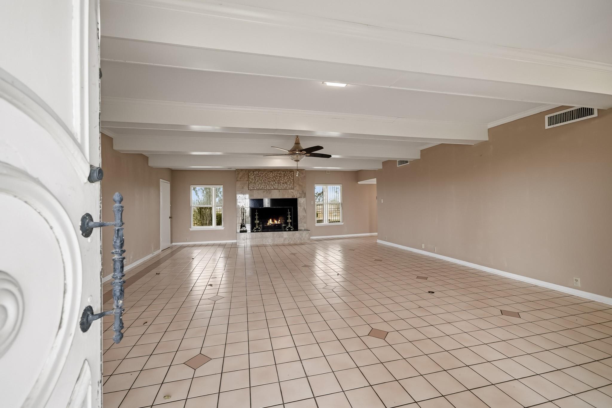 9719 I 10 Frontage Road, Sealy, TX 77474 — photo 3