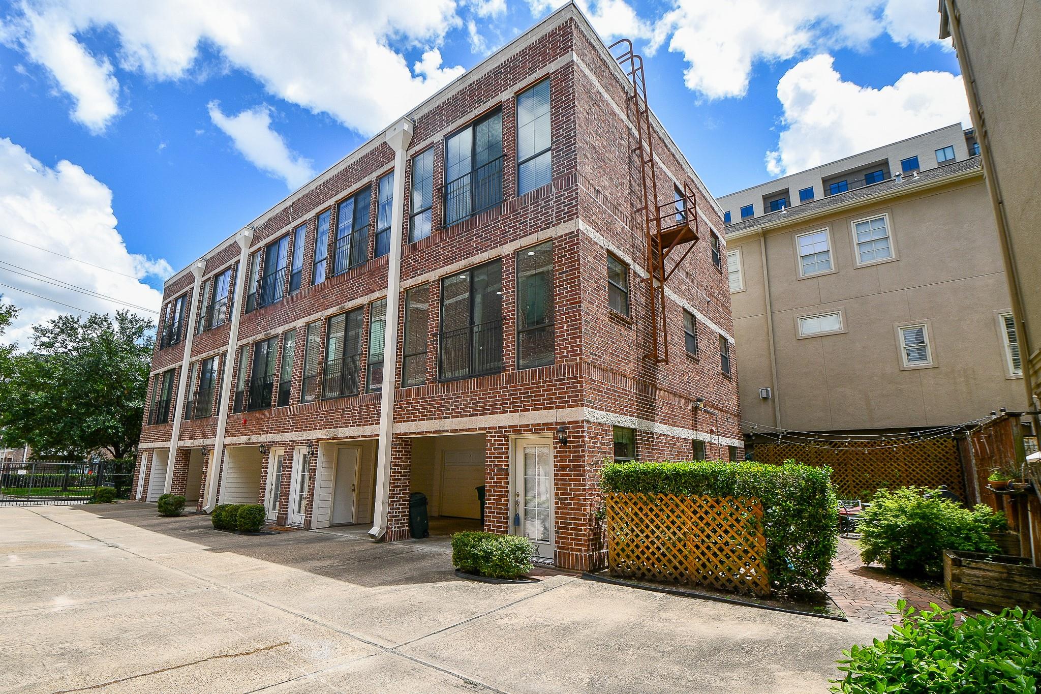 118 Mcgowen Street #K — photo